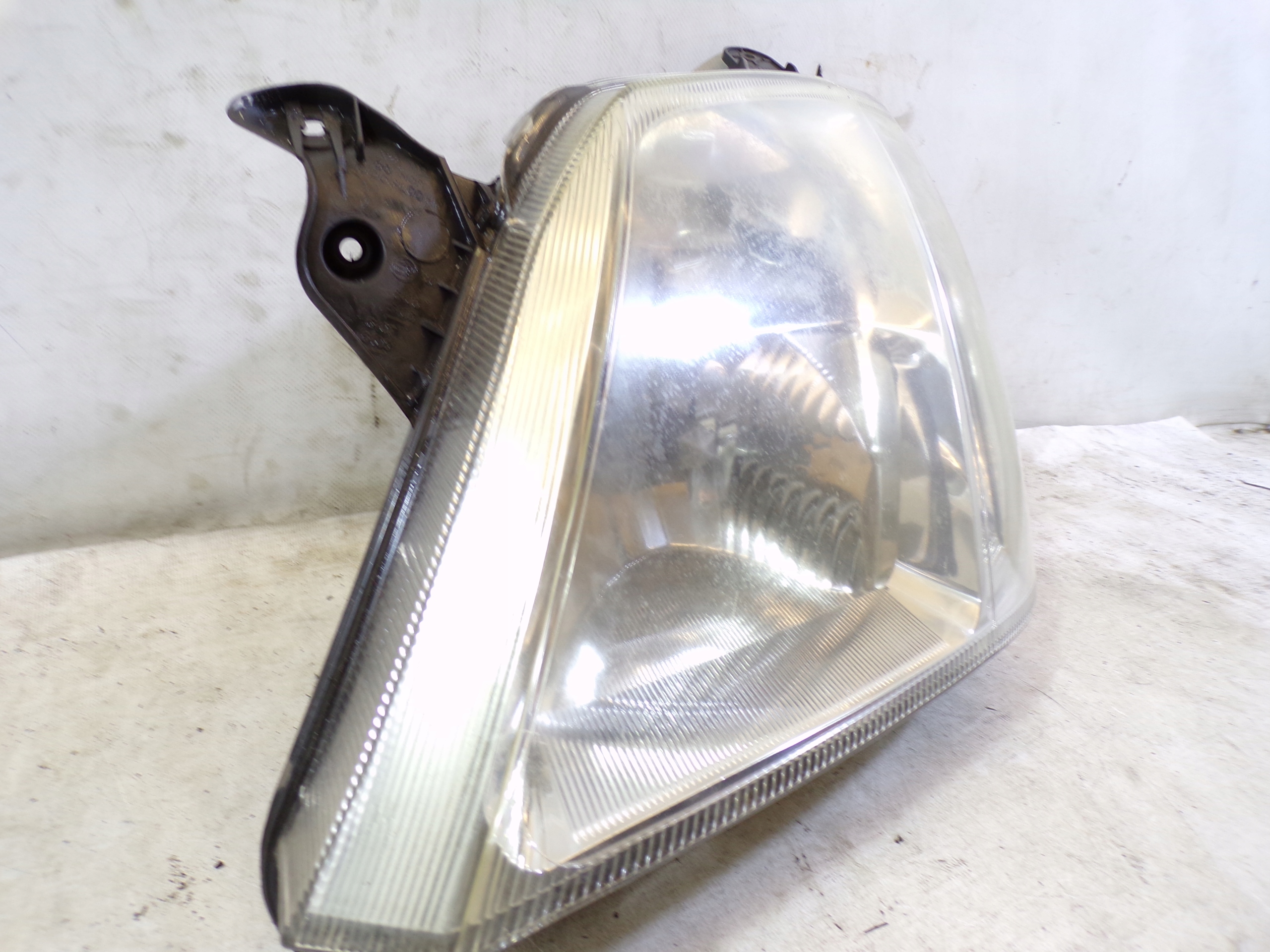 light left front OPEL MERIVA A LIFT (2)