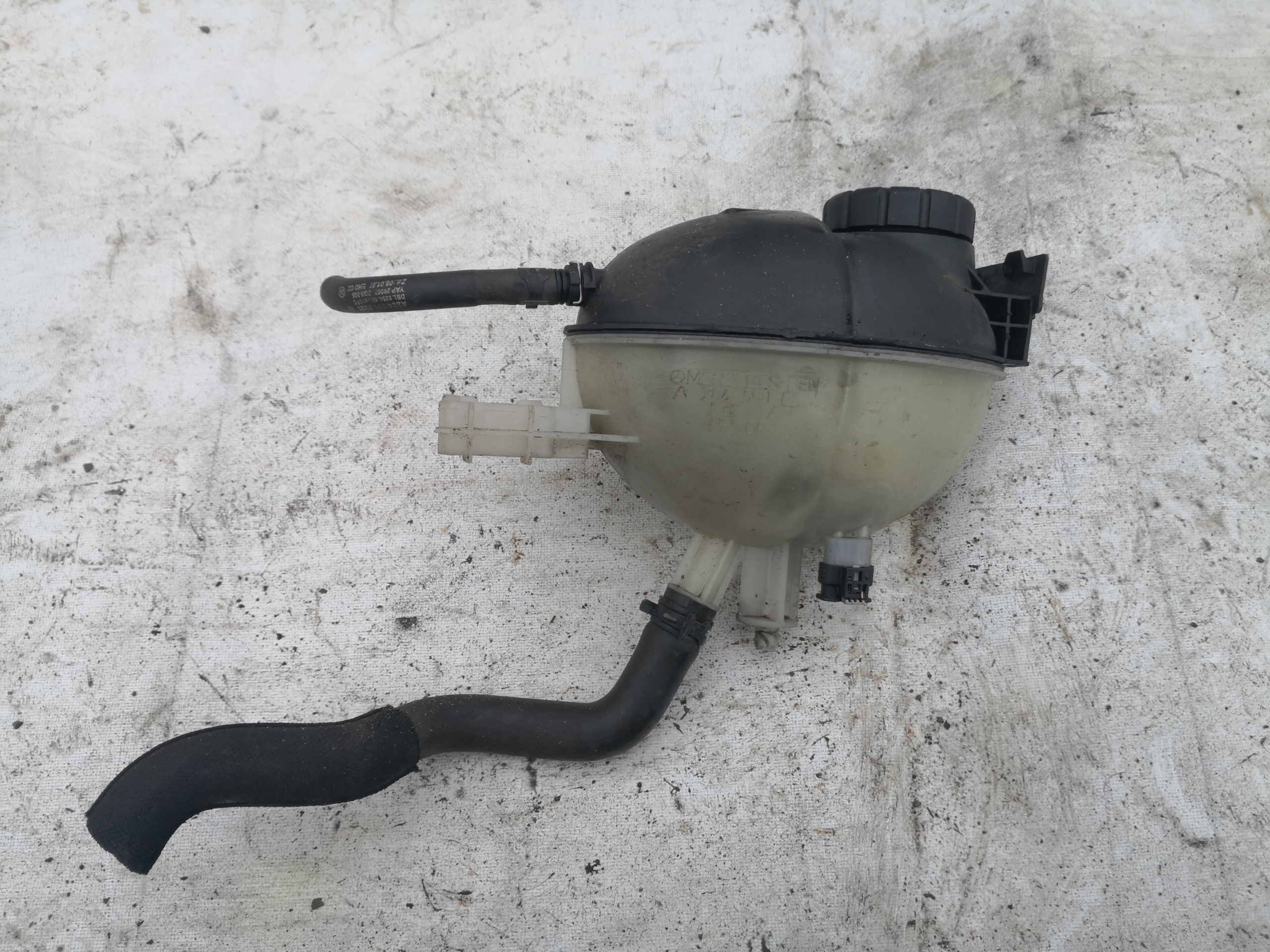 ekspanziona posuda MERCEDES W204 A2045000549