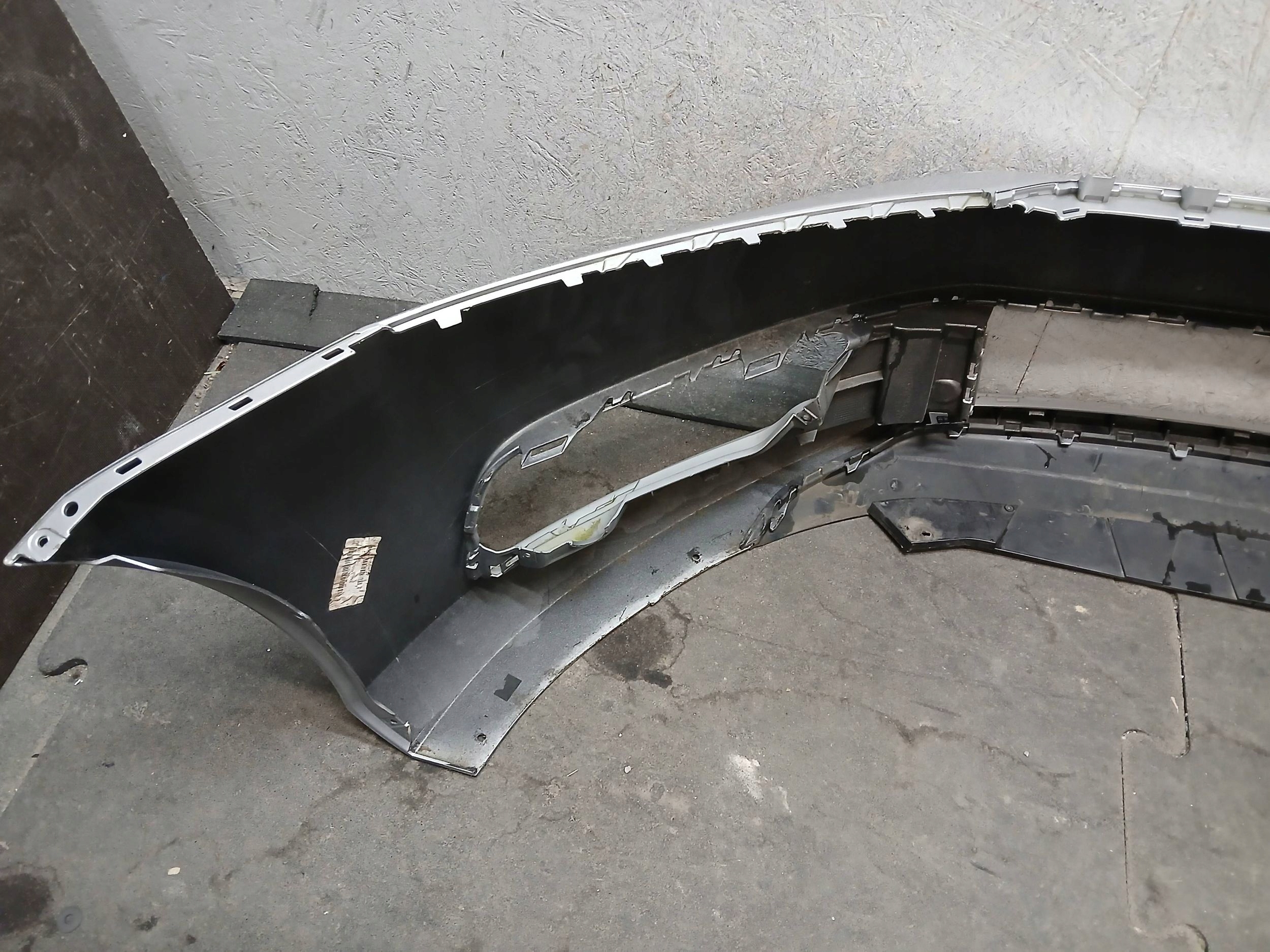 Paraurti Anteriore VW PASSAT B7 3A