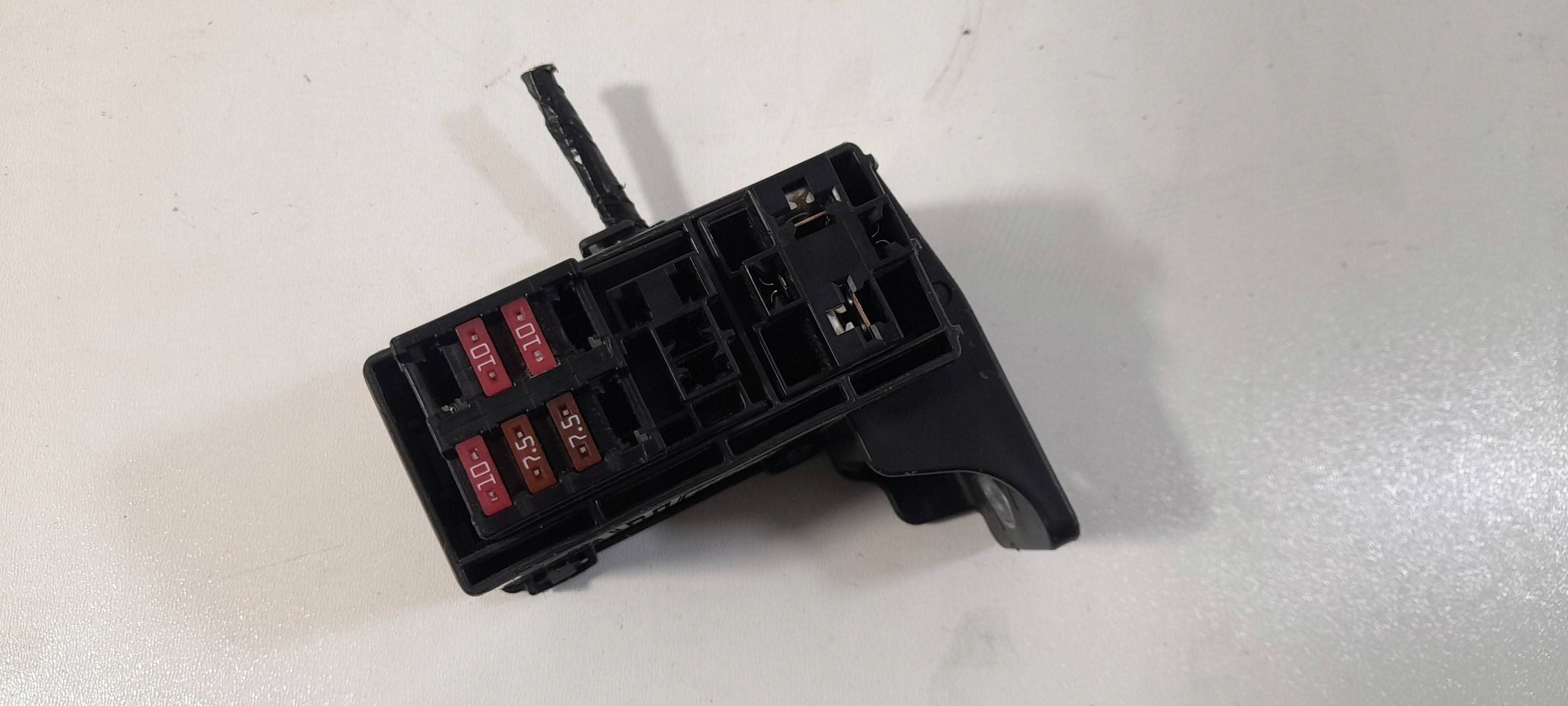Toyota Corolla Cross Module fusibles Complète 240909 (MD423)