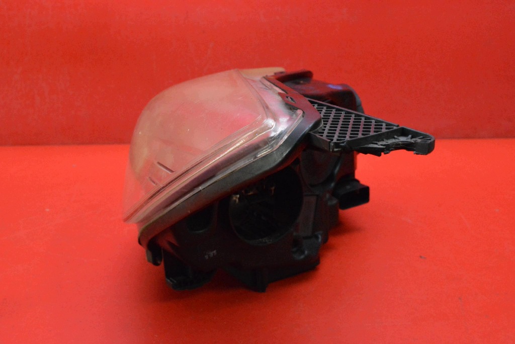 REFLEKTOR left light front EU BM51-13W030-A FORD FOCUS MK3 11-15