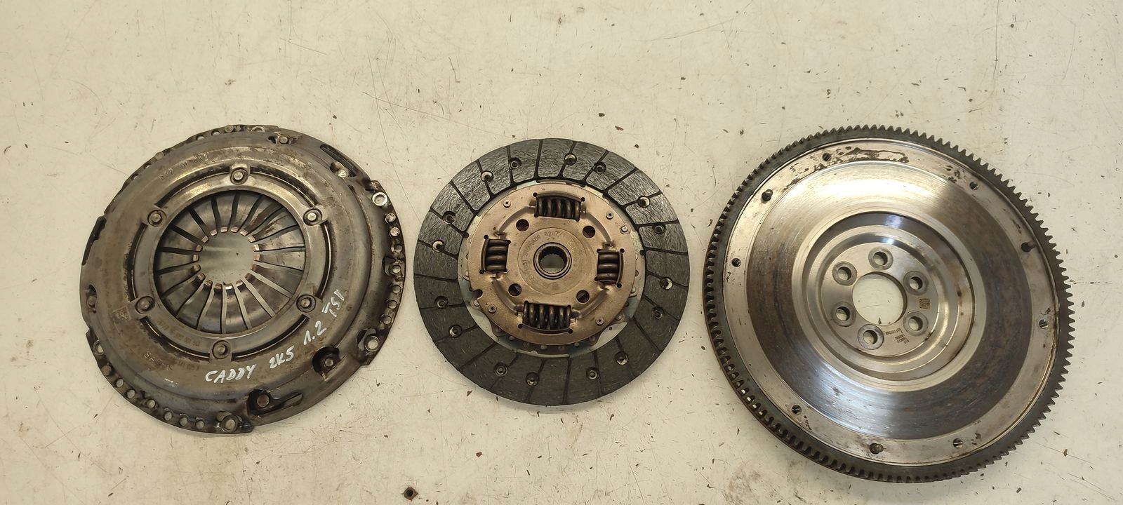 wheel flywheel clutch disc pressure plate VW Caddy 2K5 1,2 TSI