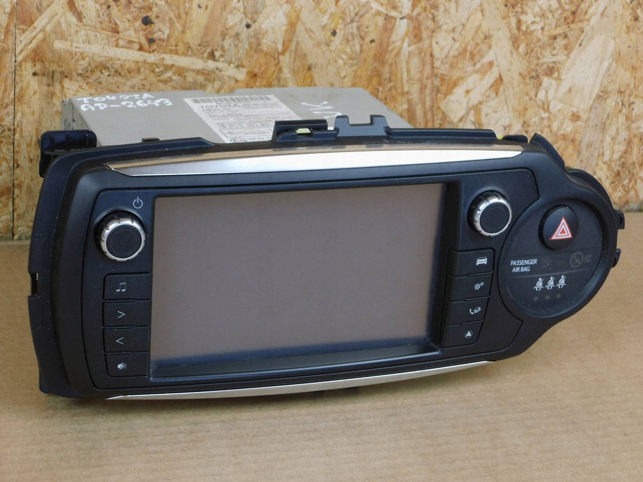 Toyota Yaris III radio Display ANGOL