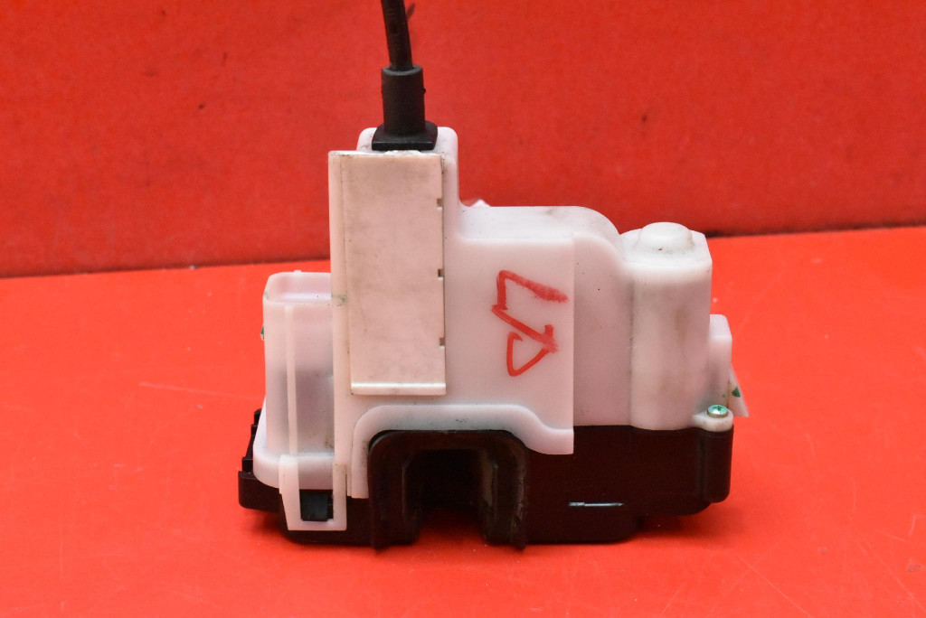 lock door left front front EU FIAT 500 2 II 3D HB 08-15