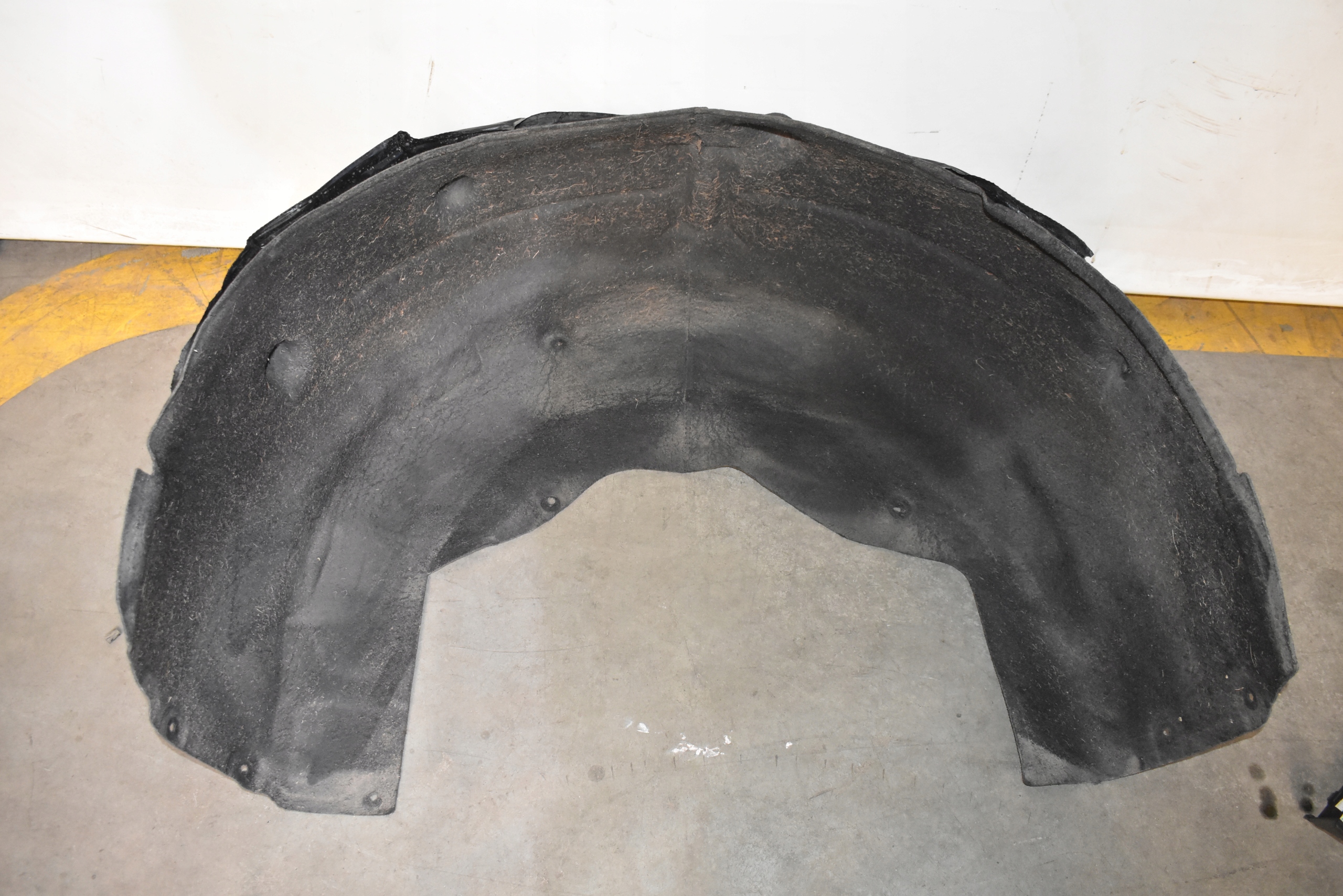 IDEALNE mudguard rear part rear. left BMW G07 1