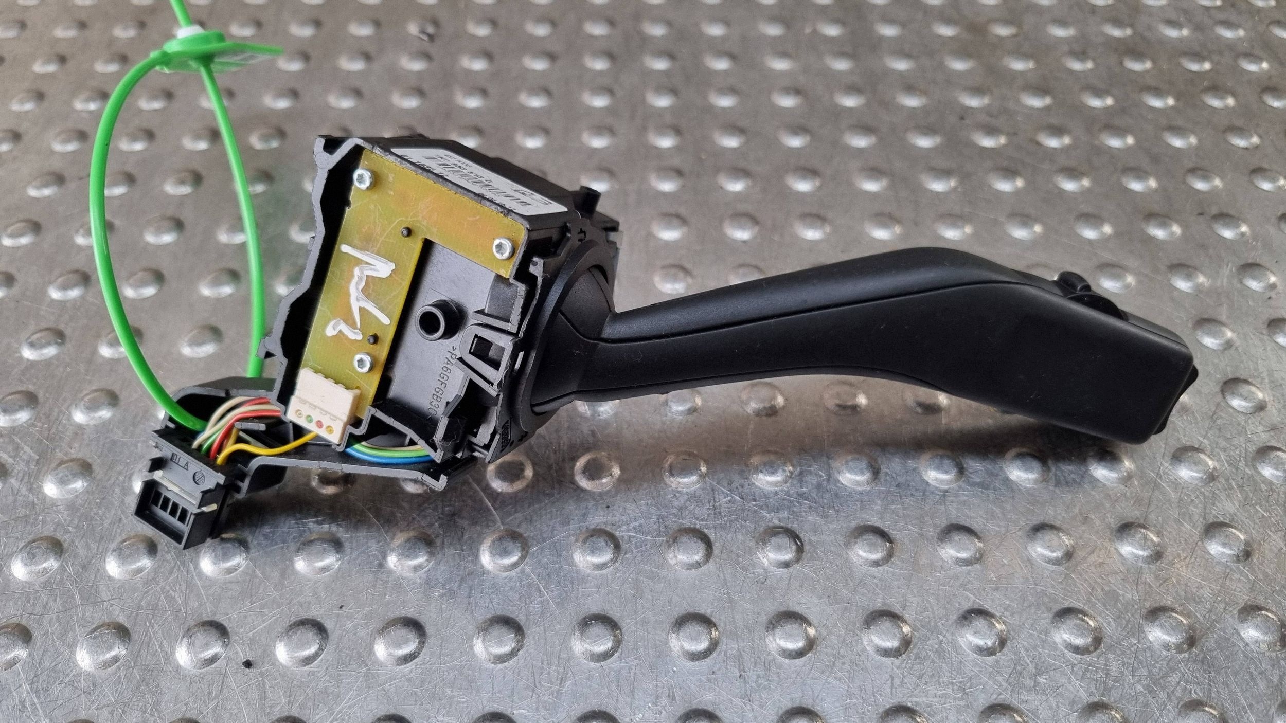 commodo bouton indicateurs de direction TEMPOMATU 1K0953513G VW GOLF VI LEON II
