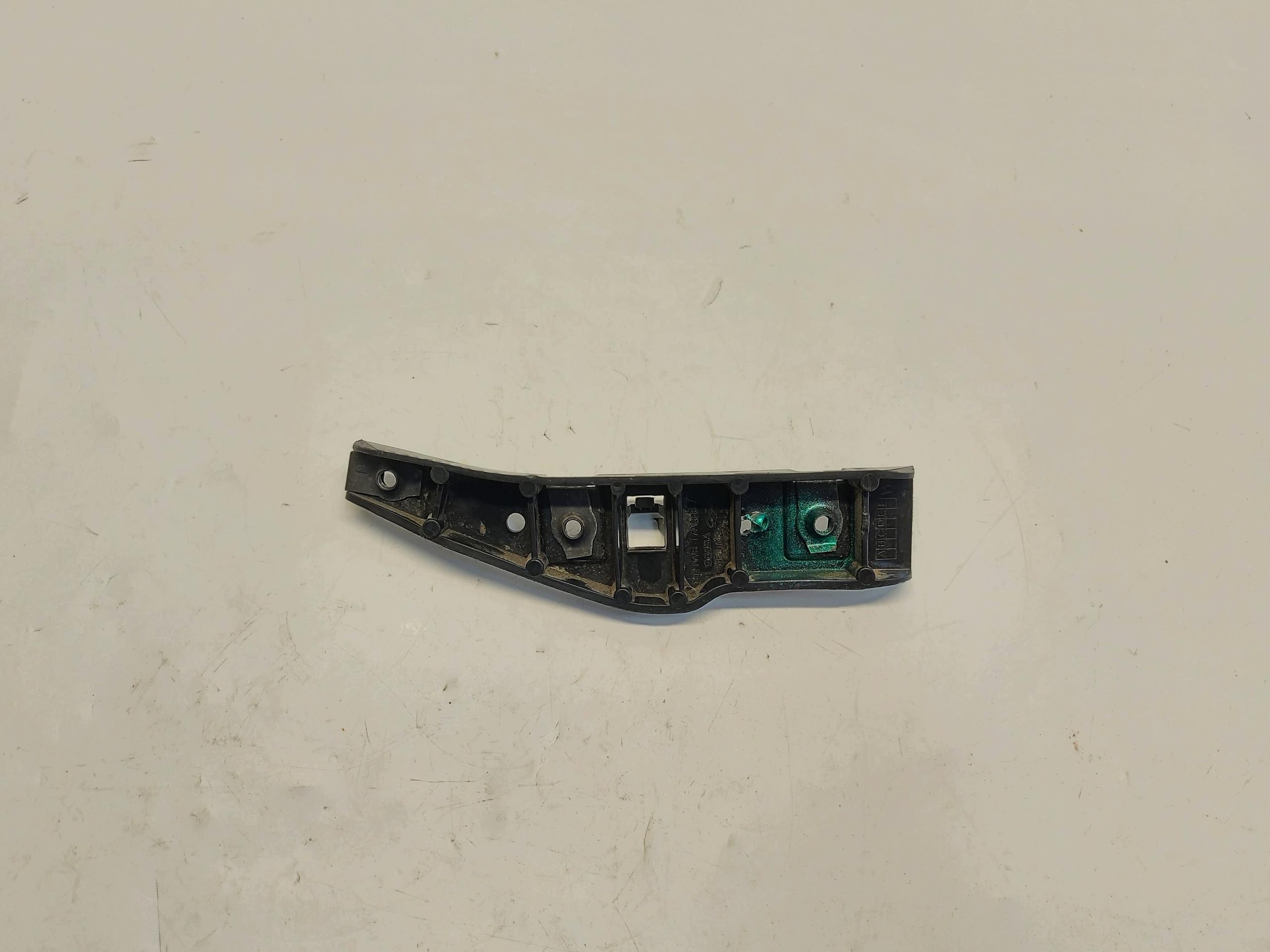 Ford Ranger VI 6 2024r. 3.0 TDCI bumper bracket right front