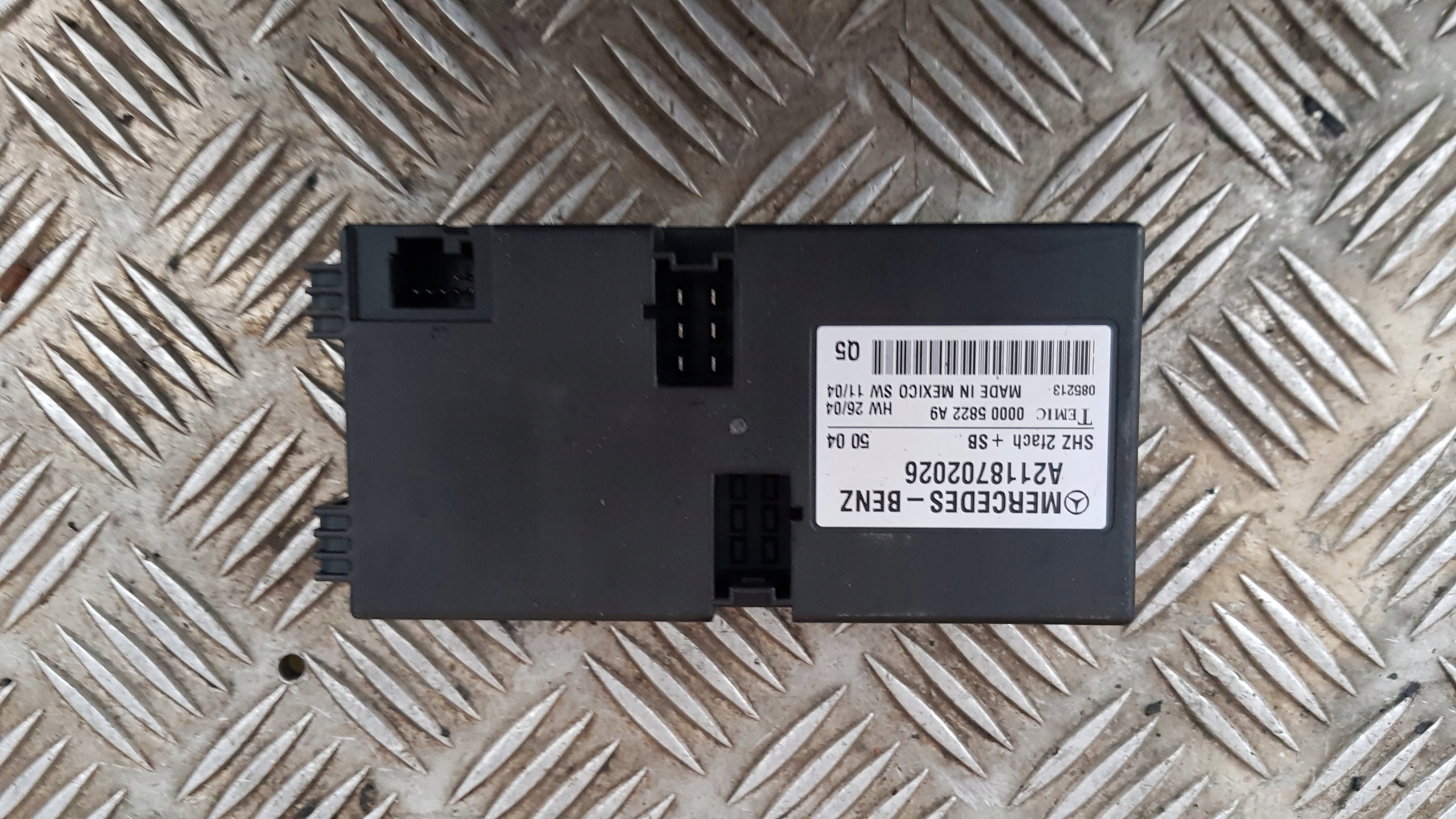 MERCEDES E-KLASA W211 module control unit seat A2118702026
