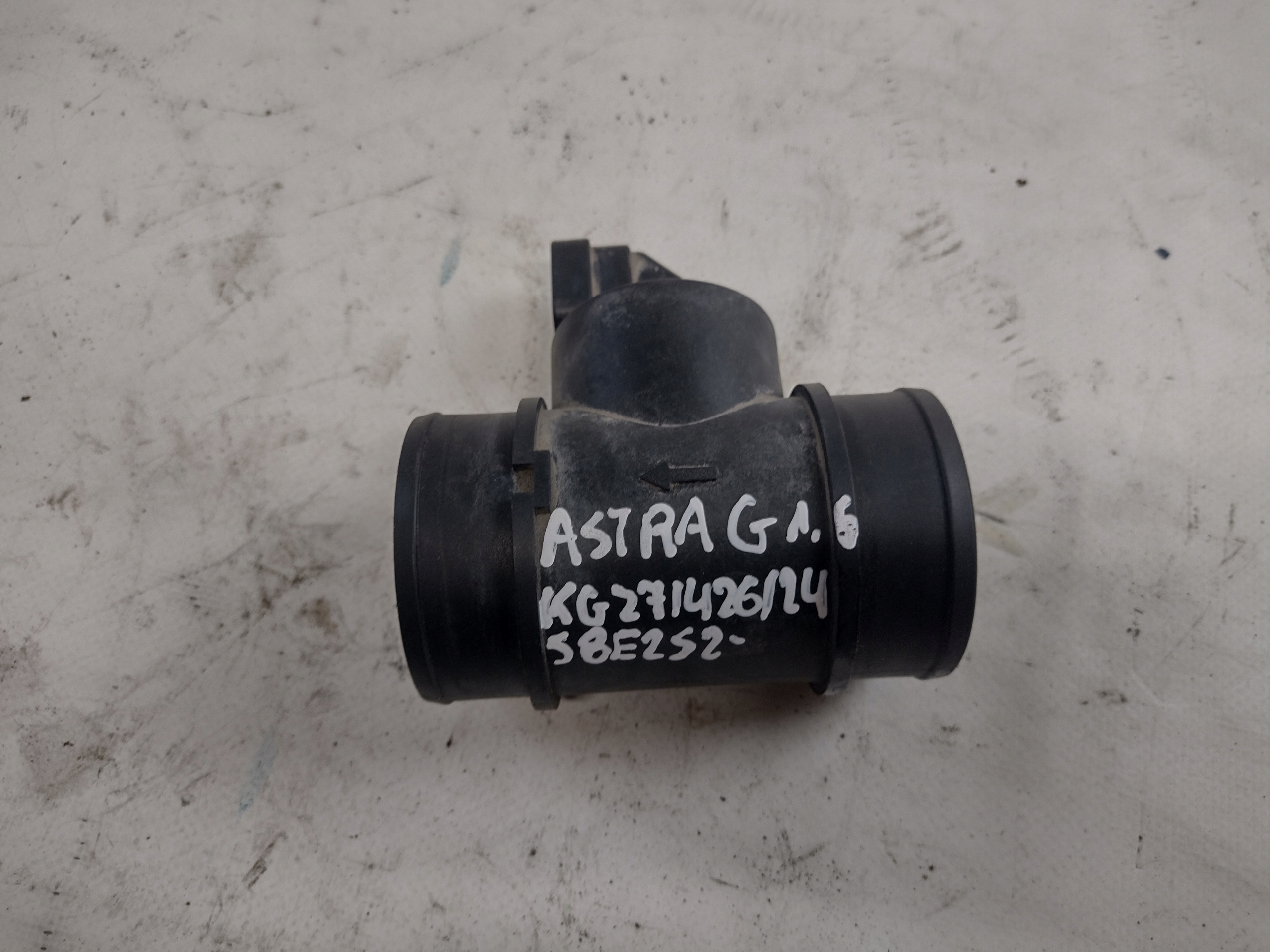 flow meter Opel Astra G II 2 1,6B A0008432