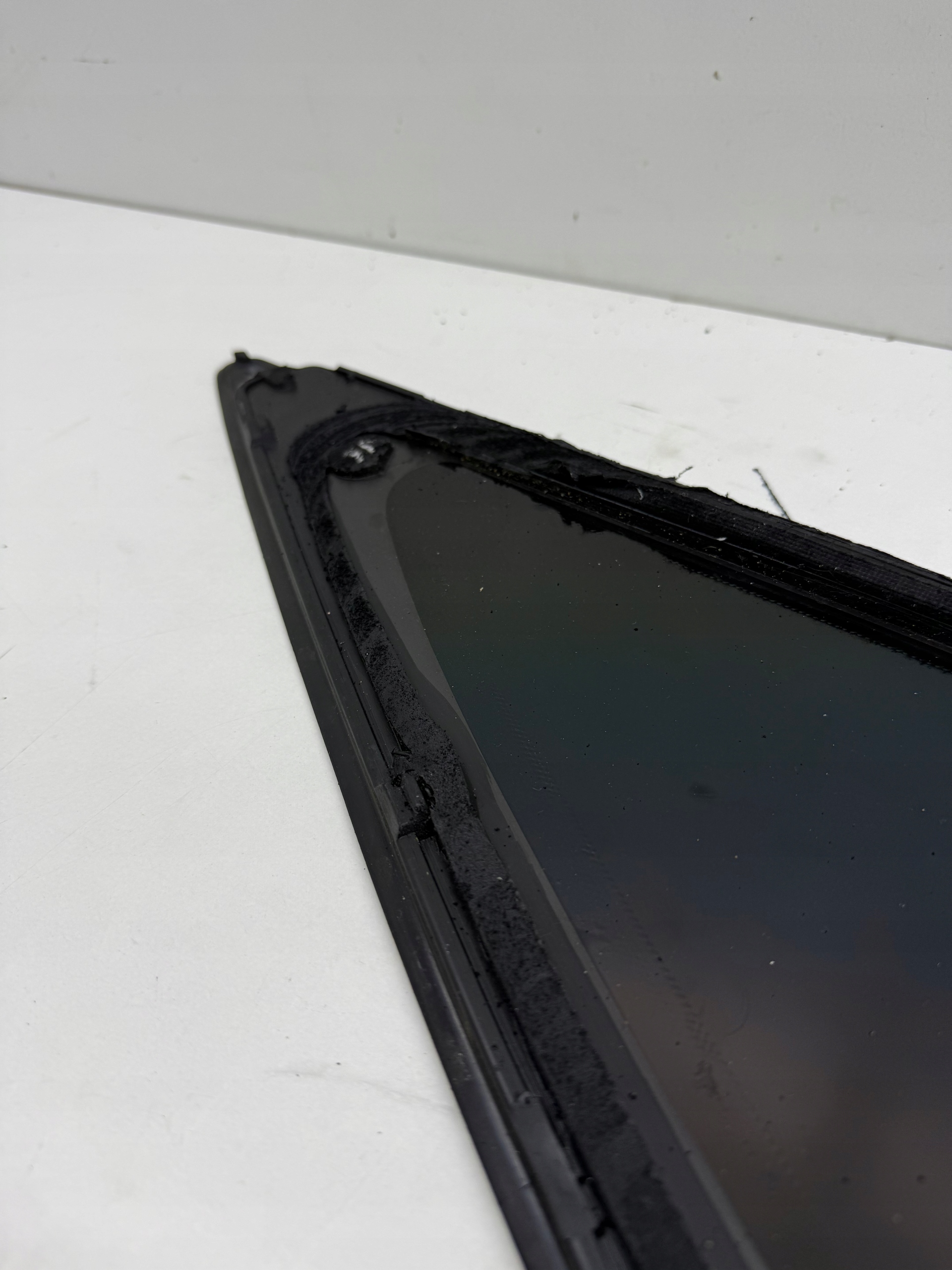 AUDI A6 S6 C7 sedan window bodywork right rear part original!