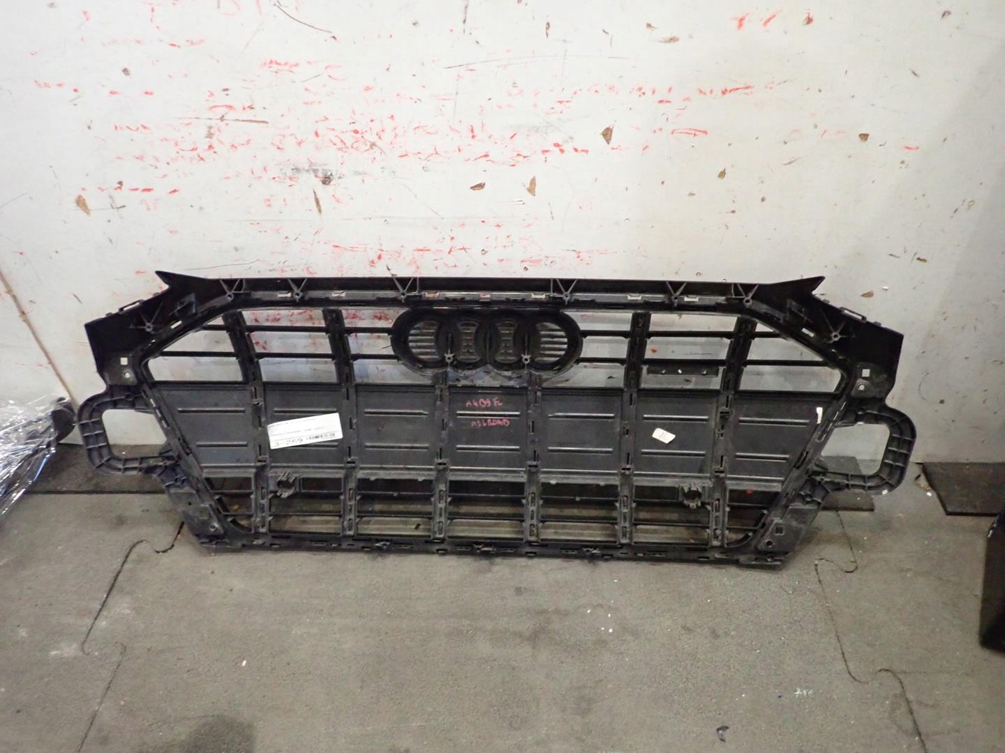 GRILL AUDI A4 B9 LIFT 2019 ALLROAD 8W0853651DP