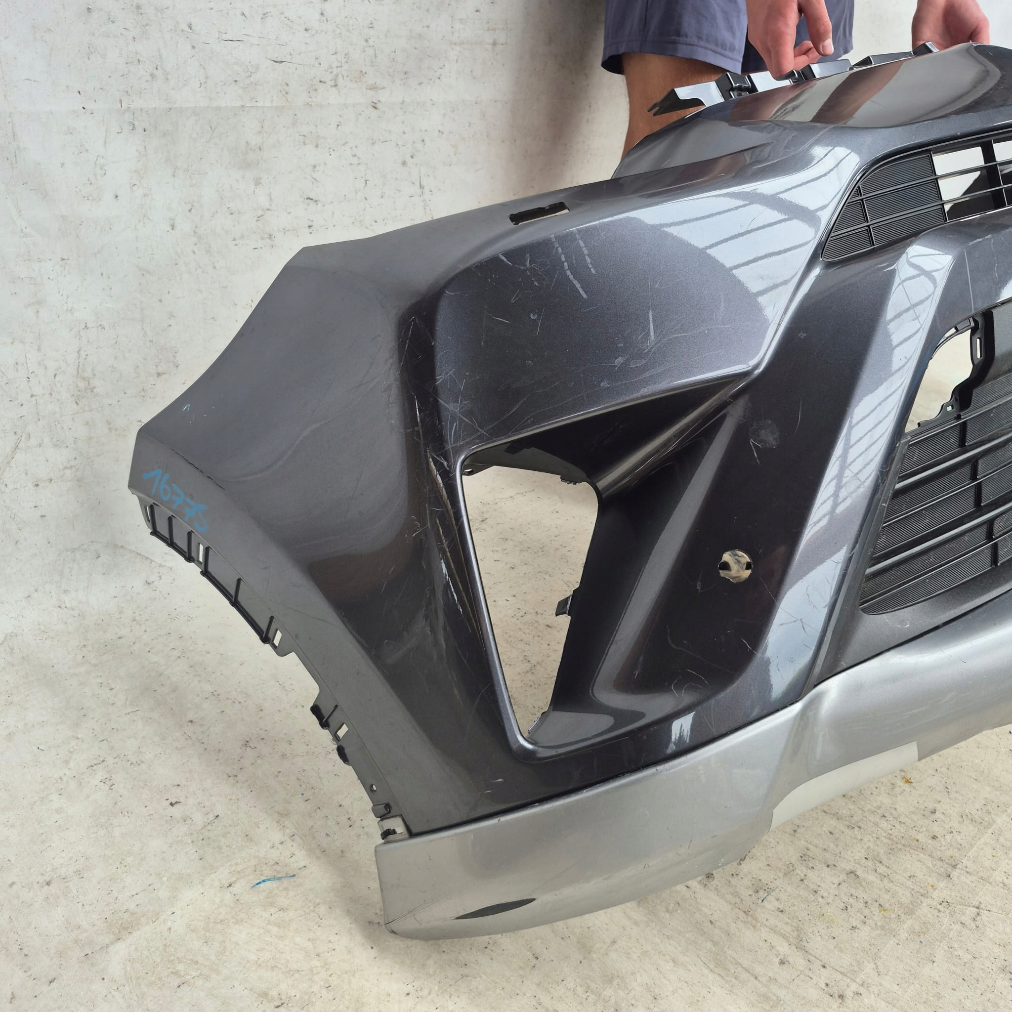 TOYOTA RAV4 IV 4 LIFT 15-19 bumper front front washer PDC