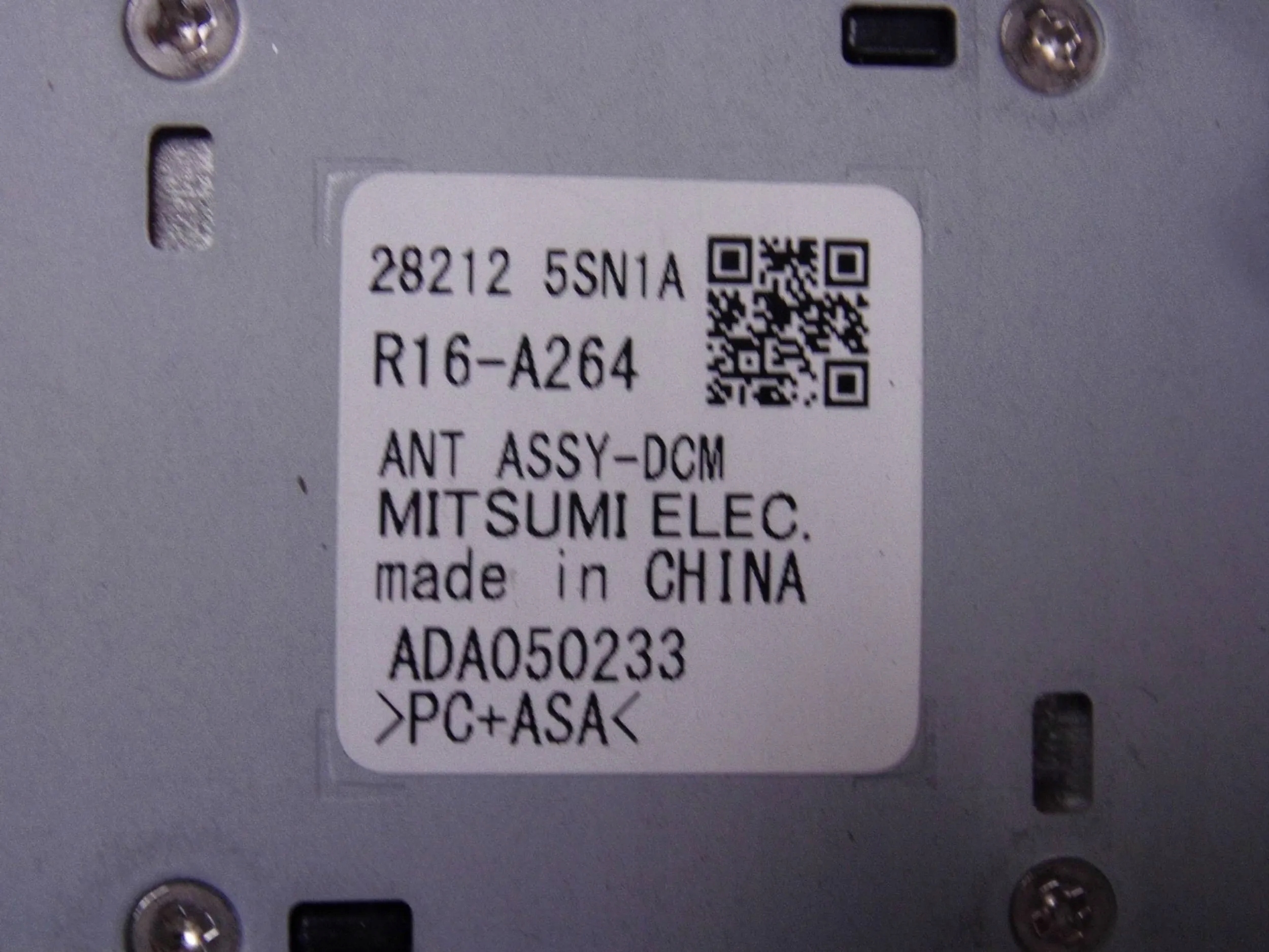 Nissan Leaf II 2017+ Antenne GPS 28212 5SN1A