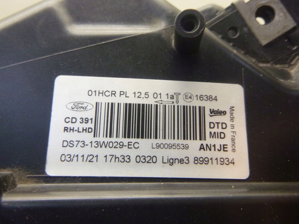 FORD MONDEO MK5 5 V LIFT 19- light front right