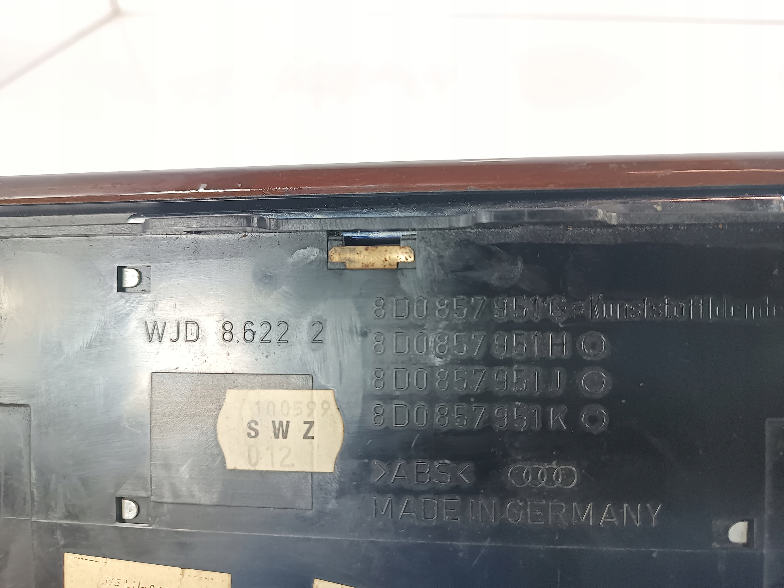 Audi A4 B5 LIFT 95-01 Cendrier OE 8D0857951