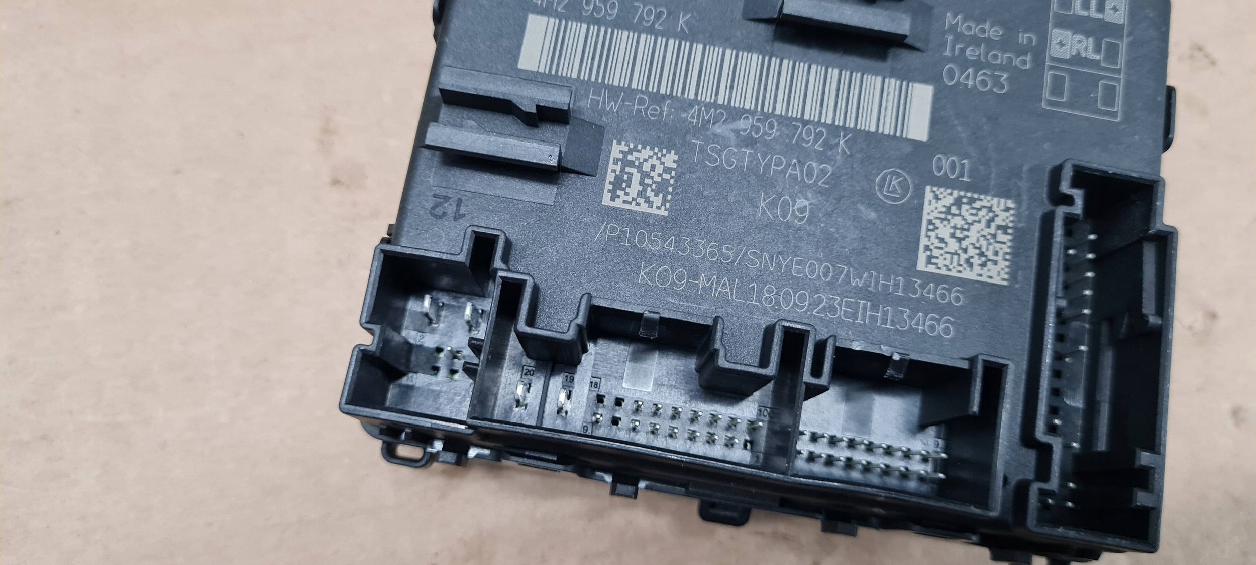 SQ5 80A Q5 module control unit door right front 4M2959793K