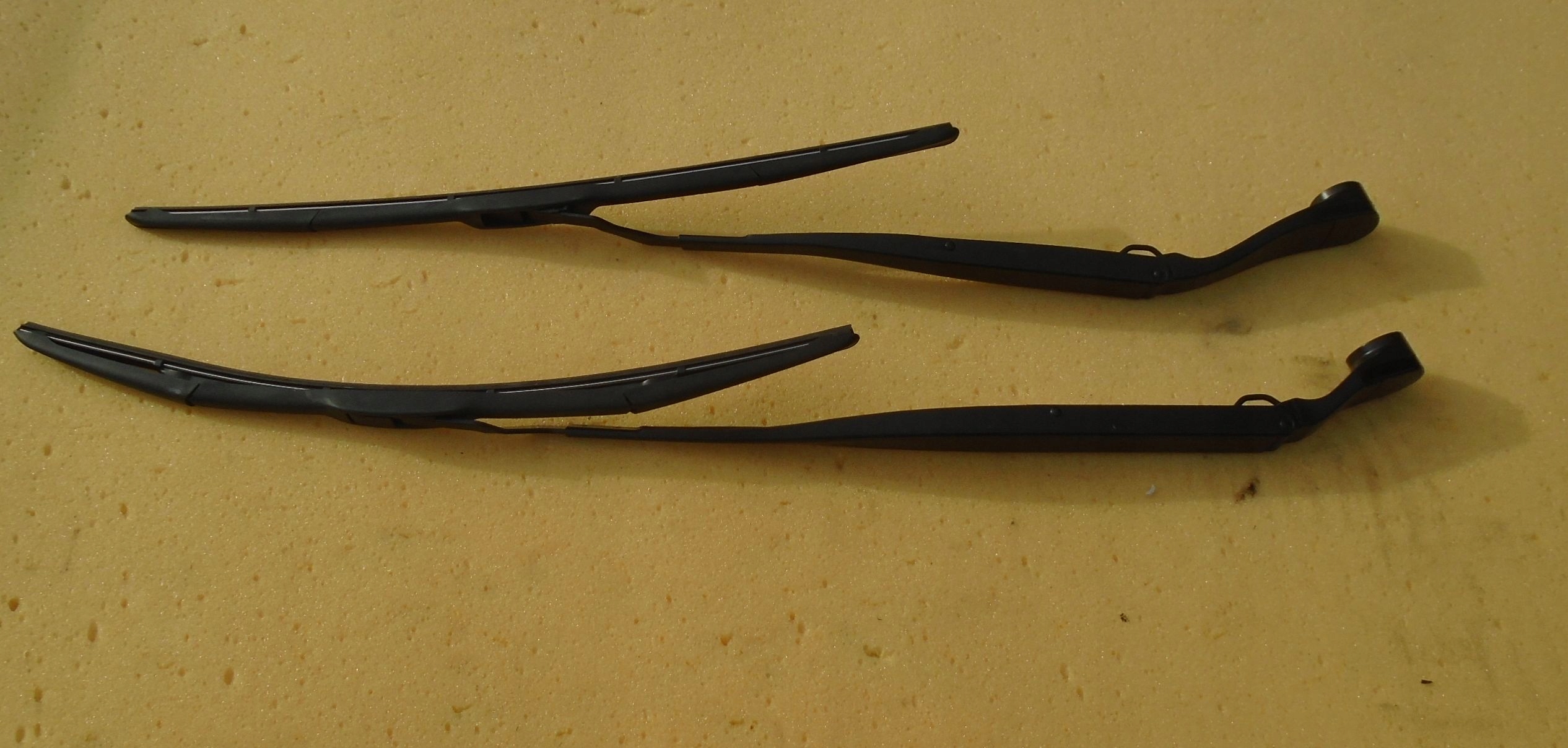 GRAND CHEROKEE WK2 РЫЧАГИ СТЕКЛООЧИСТИТЕЛЯ EU