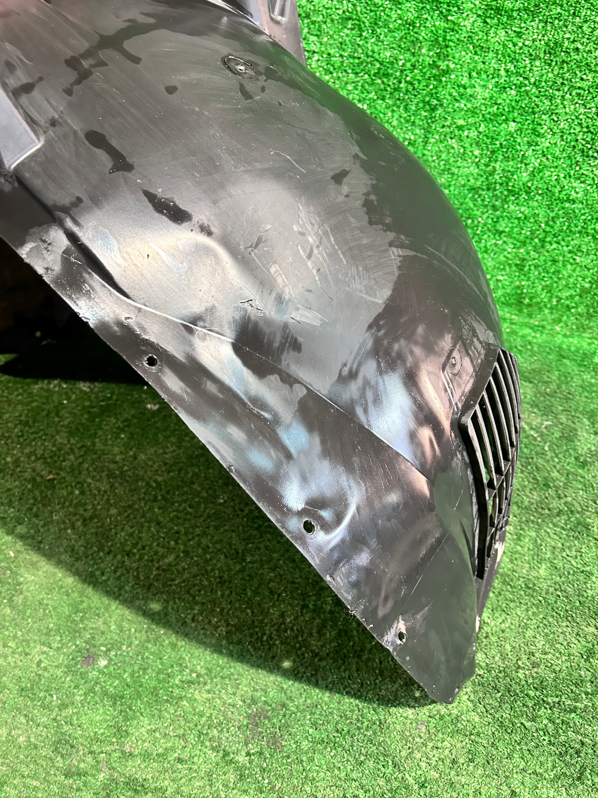 mudguard right front VOLVO XC60 II