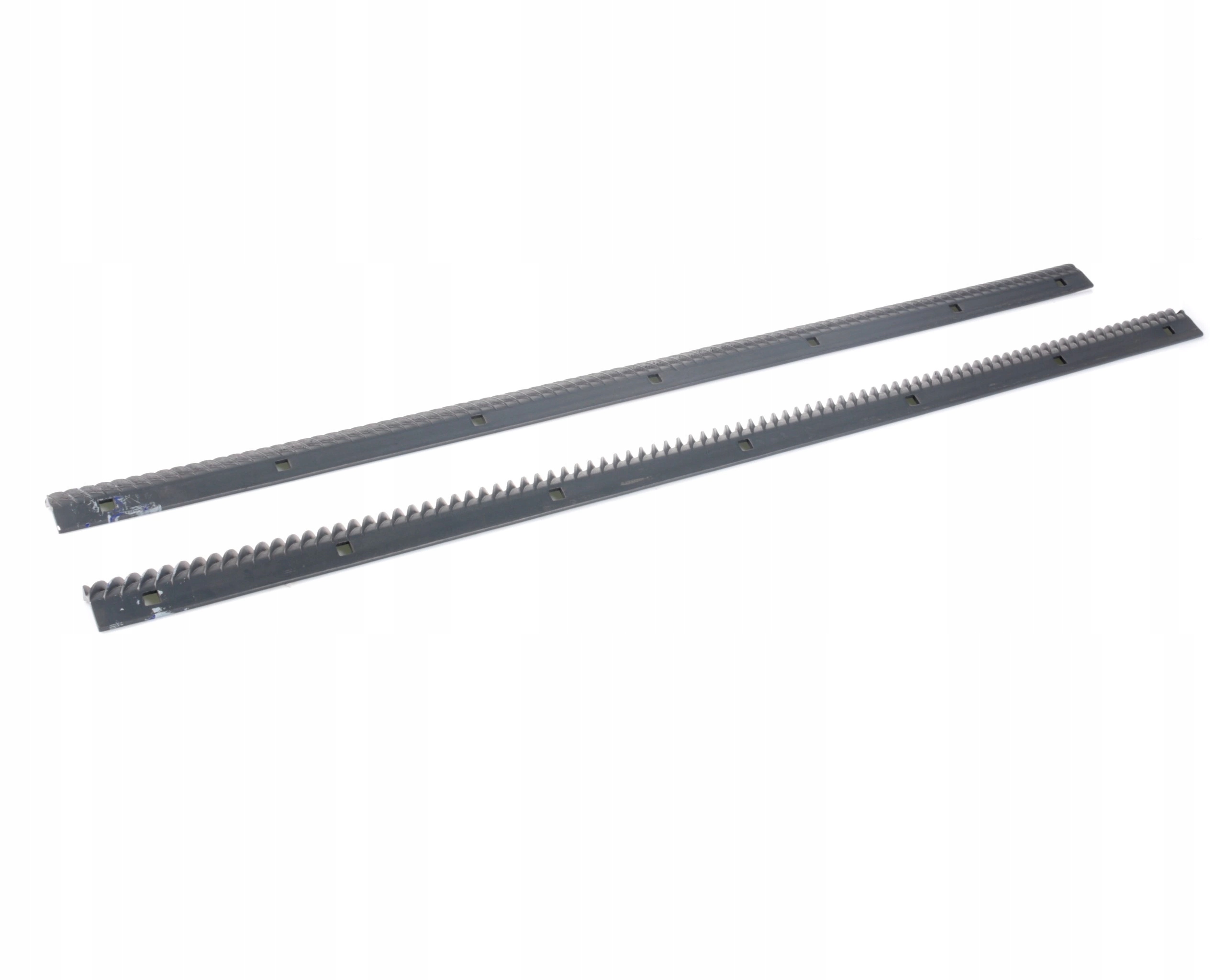Dvojice kombajnů Claas 653266 L-1235 MM – 7 čtvercových otvorů