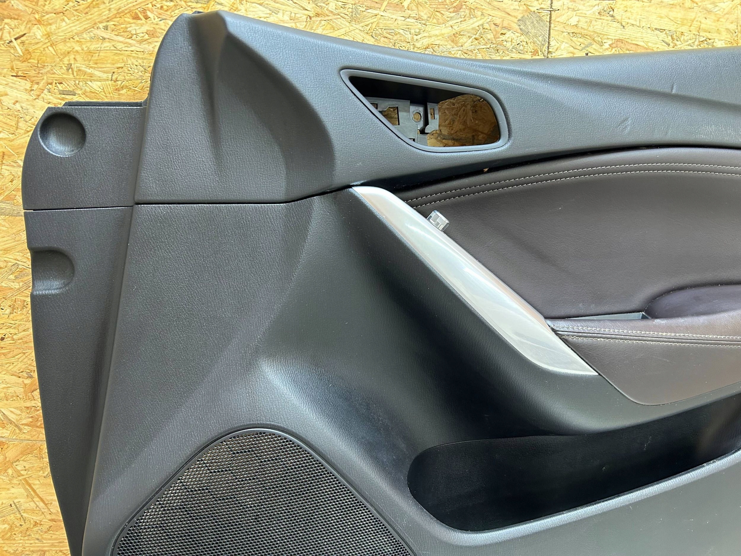 side right front side door brazowa leather Mazda 6 GJ 2016 GHP94281F
