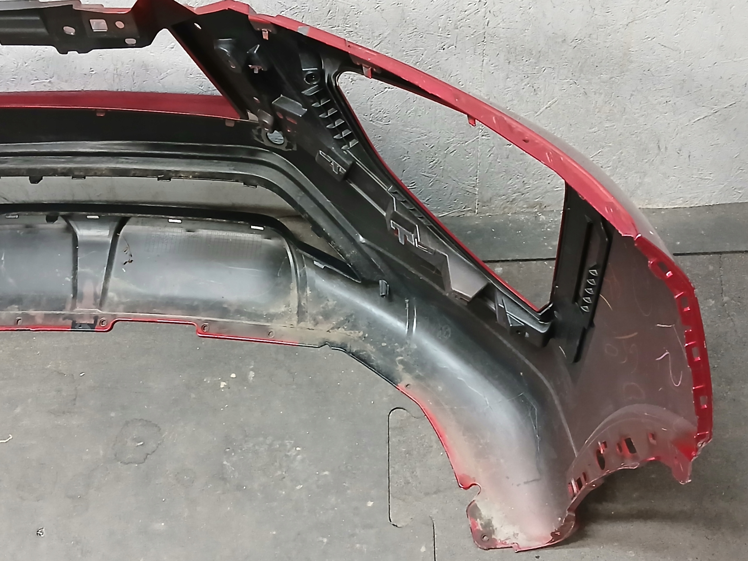 Stoßstange vorne MITSUBISHI ECLIPSE CROSS LIFT