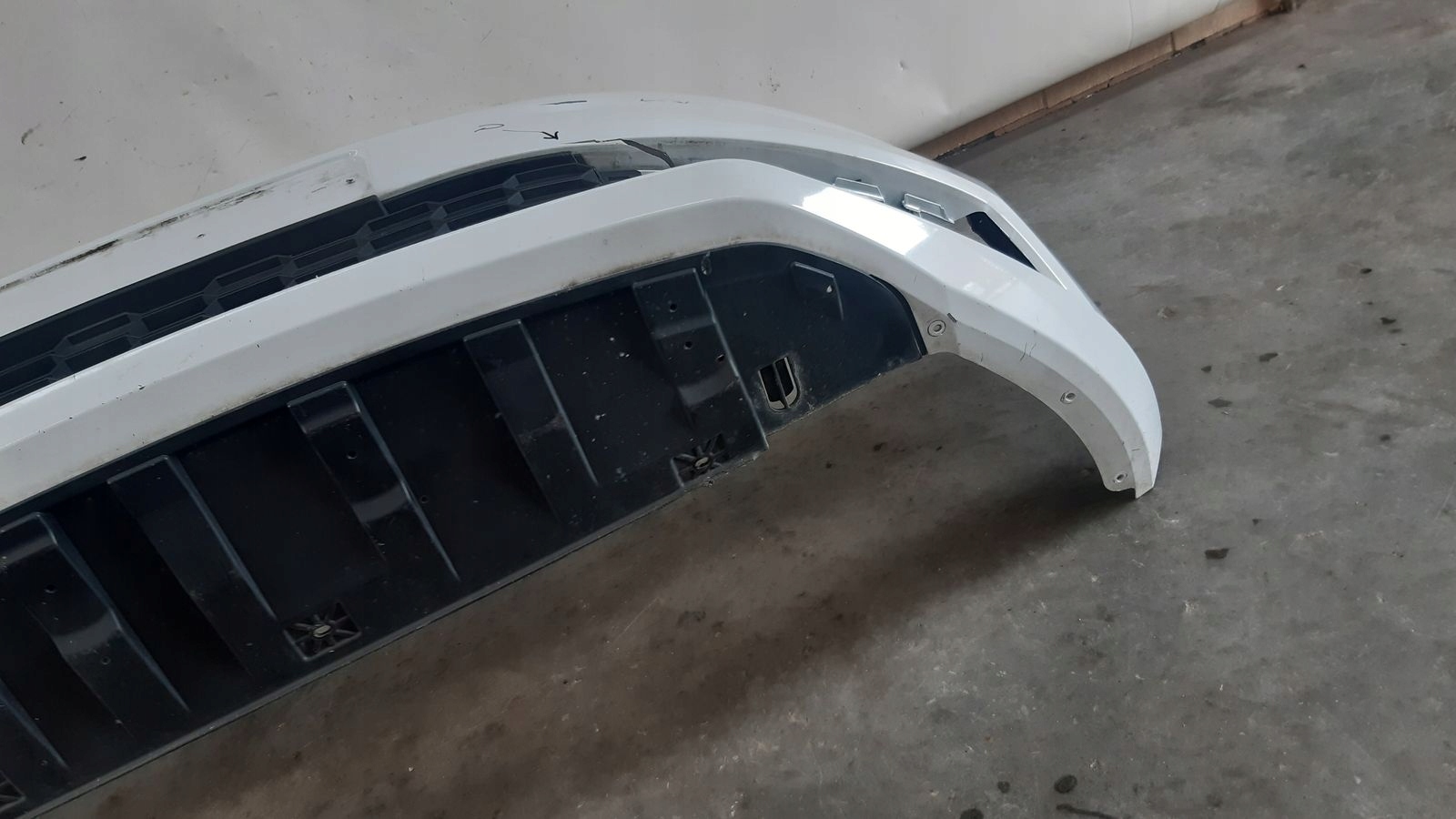 bumper front front Skoda Fabia III LIFT LS9R HB