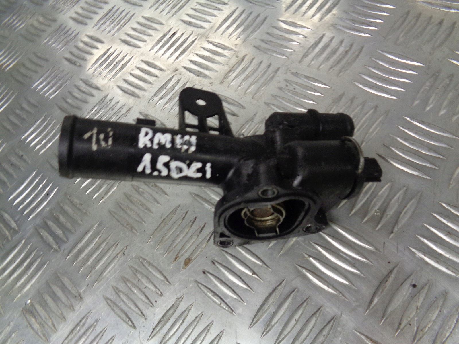 OBUDOWA TERMOSTATU RENAULT MEGANE III 1.5 DCI