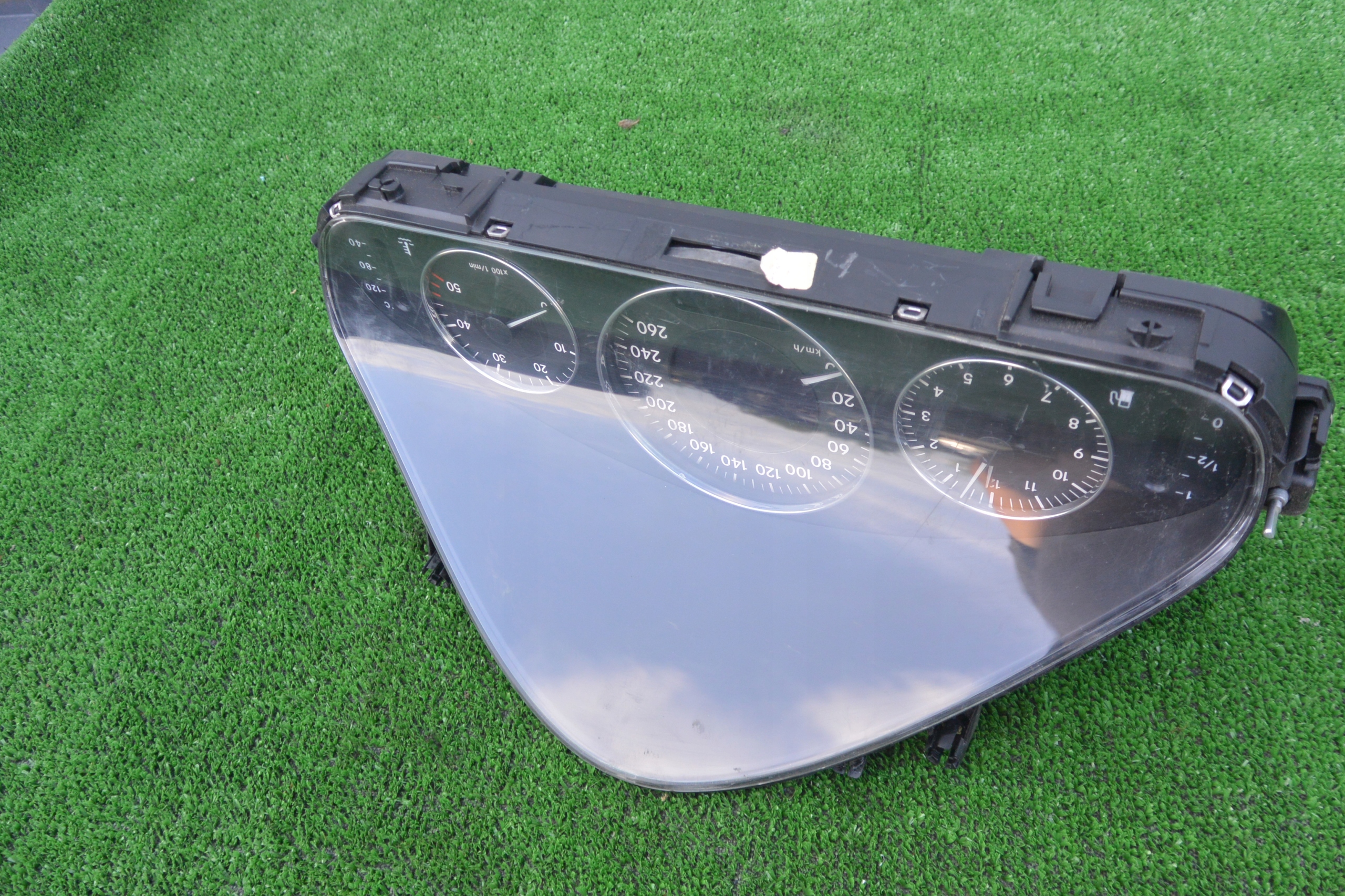 dials dials DIESEL MERCEDES-BENZ E-KLASA W211 ELEGANCE EU A2115402311