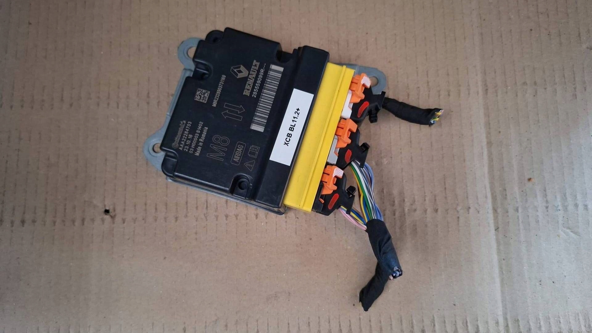 module control unit airbag Renault Scenic E-Tech V 285559099R