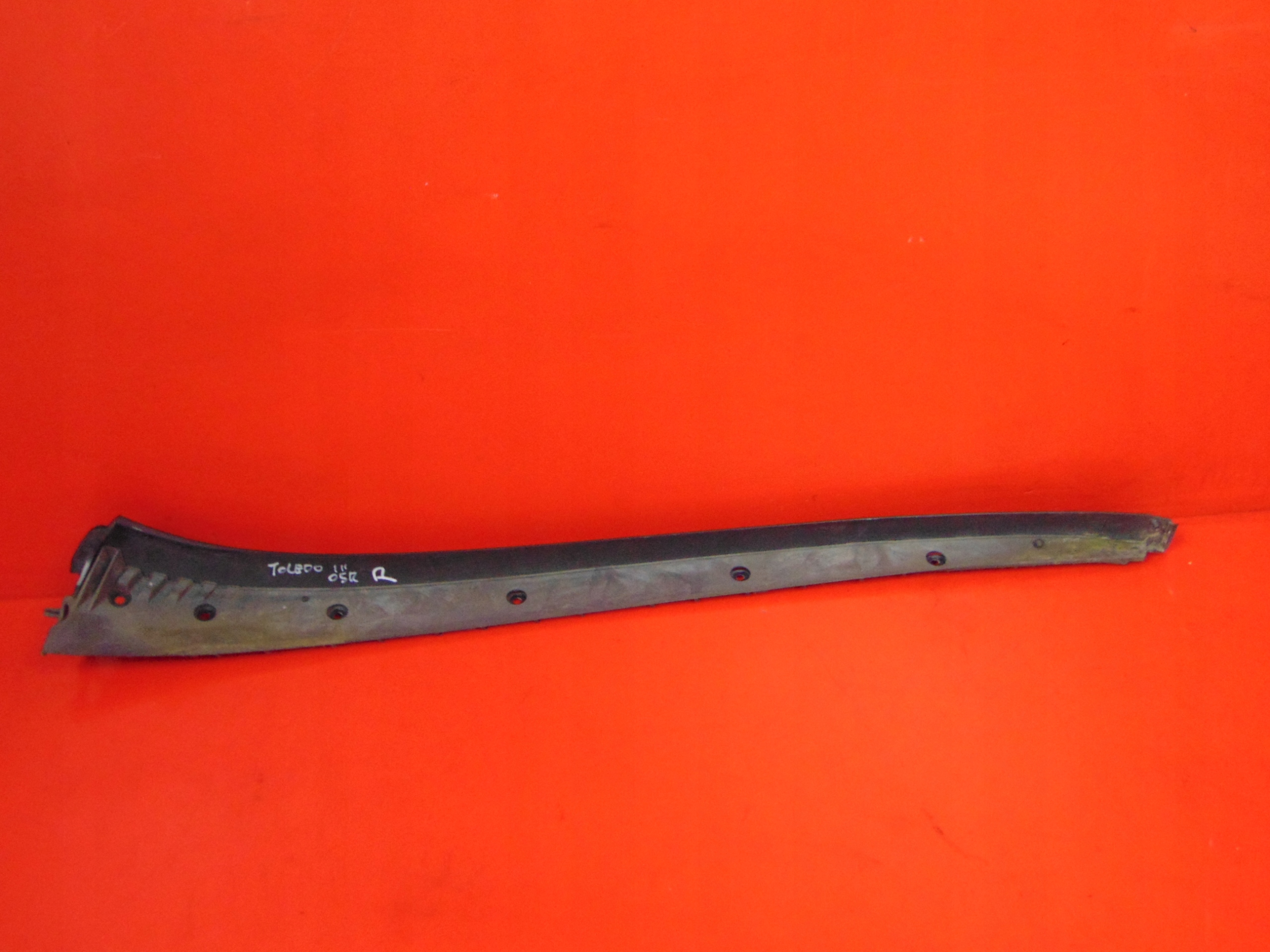 SEAT TOLEDO III moulding windows CZOLOWEJ right front