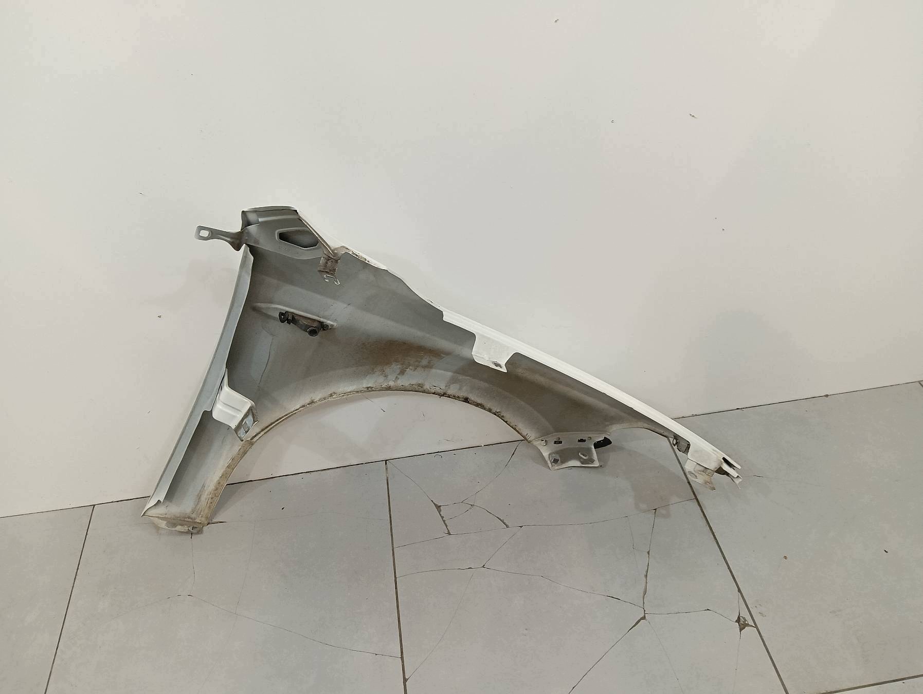 fender left front 249 HB Fiat Tipo II (2016- )