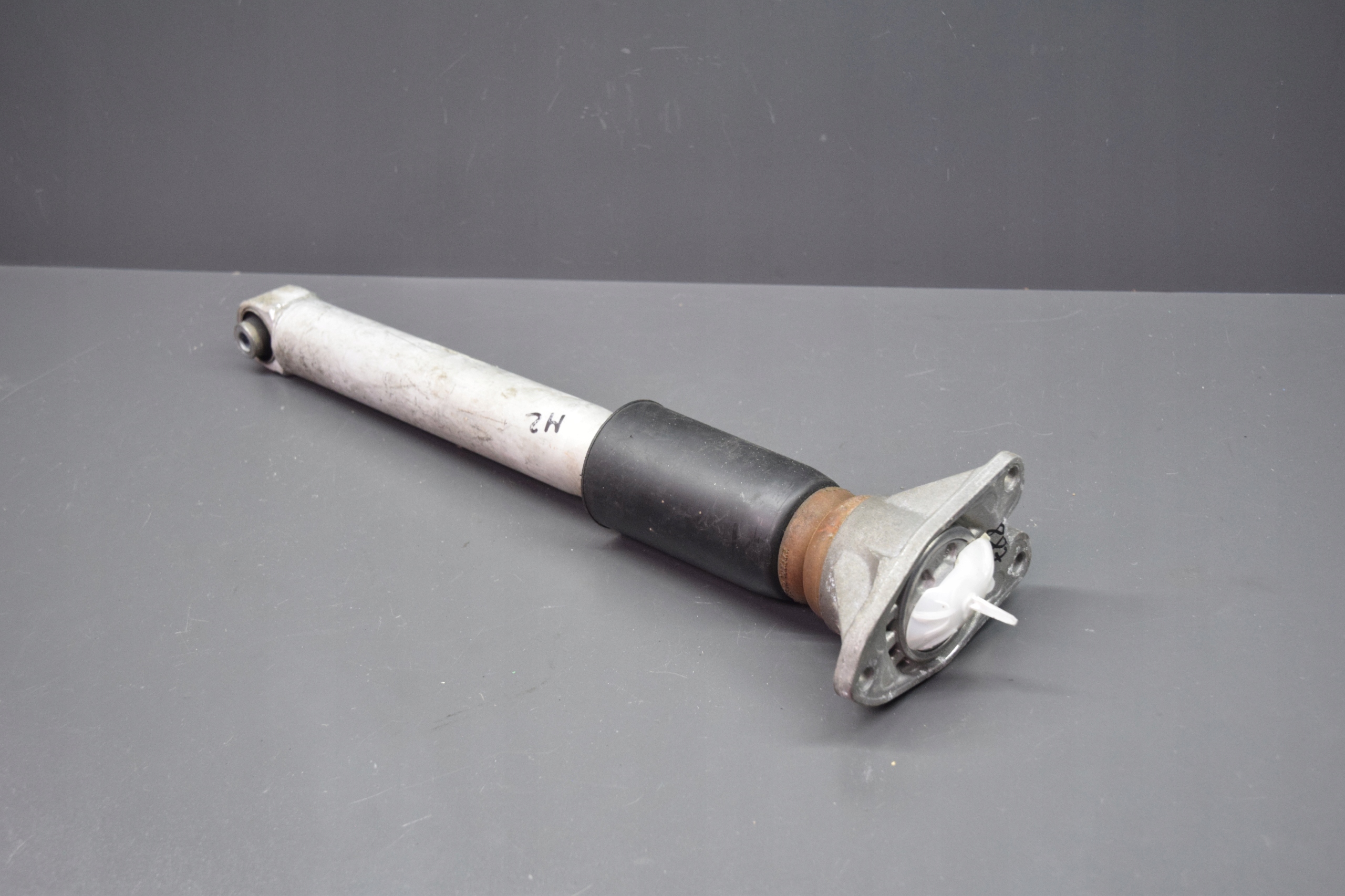 shock absorber left right rear part BMW M2 F87 2289537