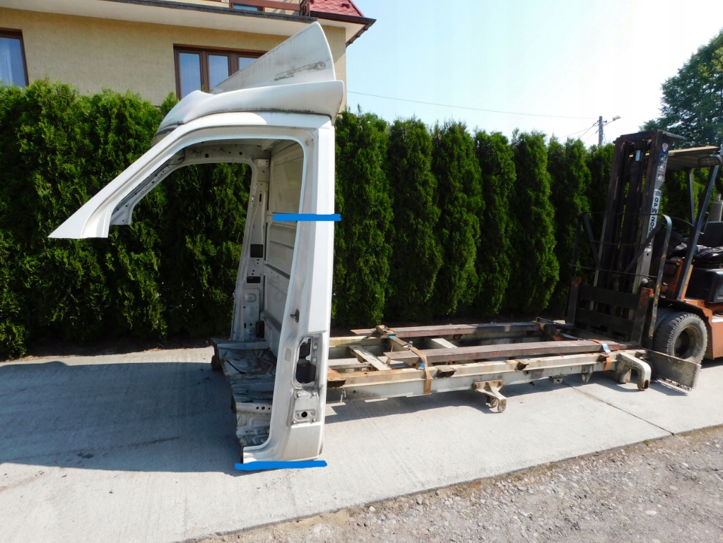 MERCEDES SPRINTER 906 VW CRAFTER RAMA karoseria 06-18r Producent części Mercedes-Benz OE