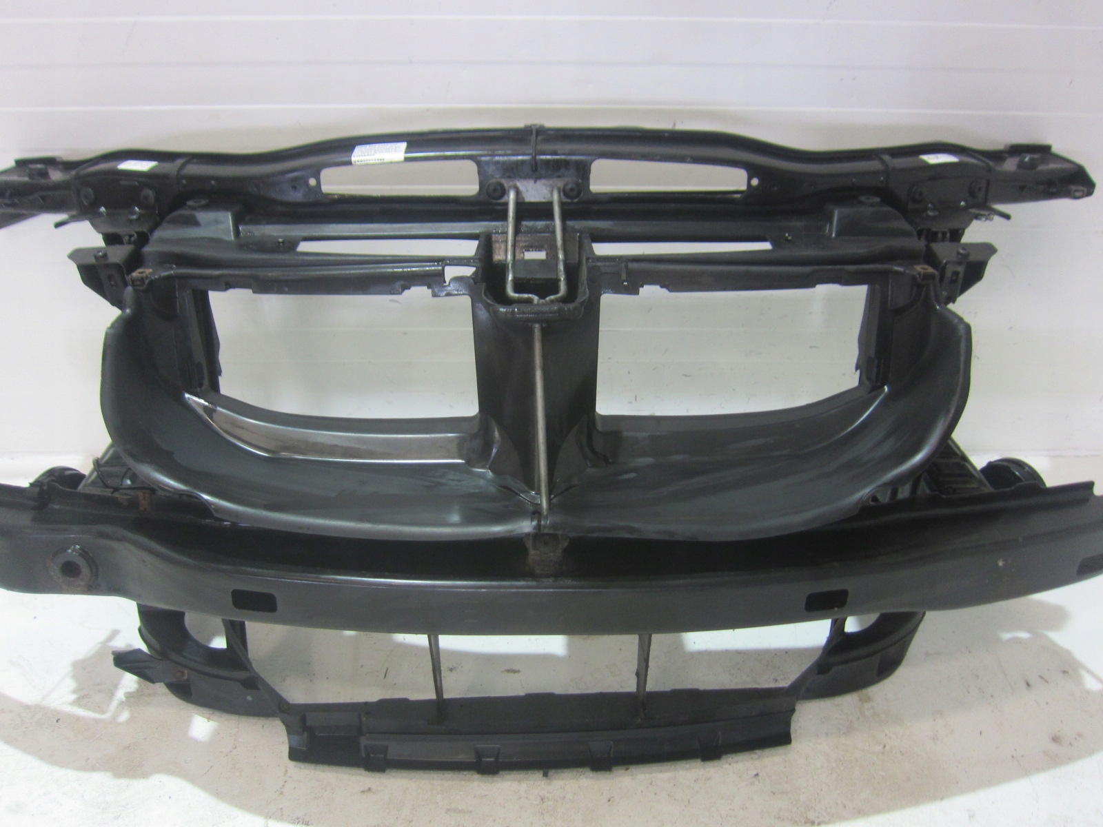 BMW E92 E93 support panel for radiators pillar iron 51117267671 51718046509 MPAKIET