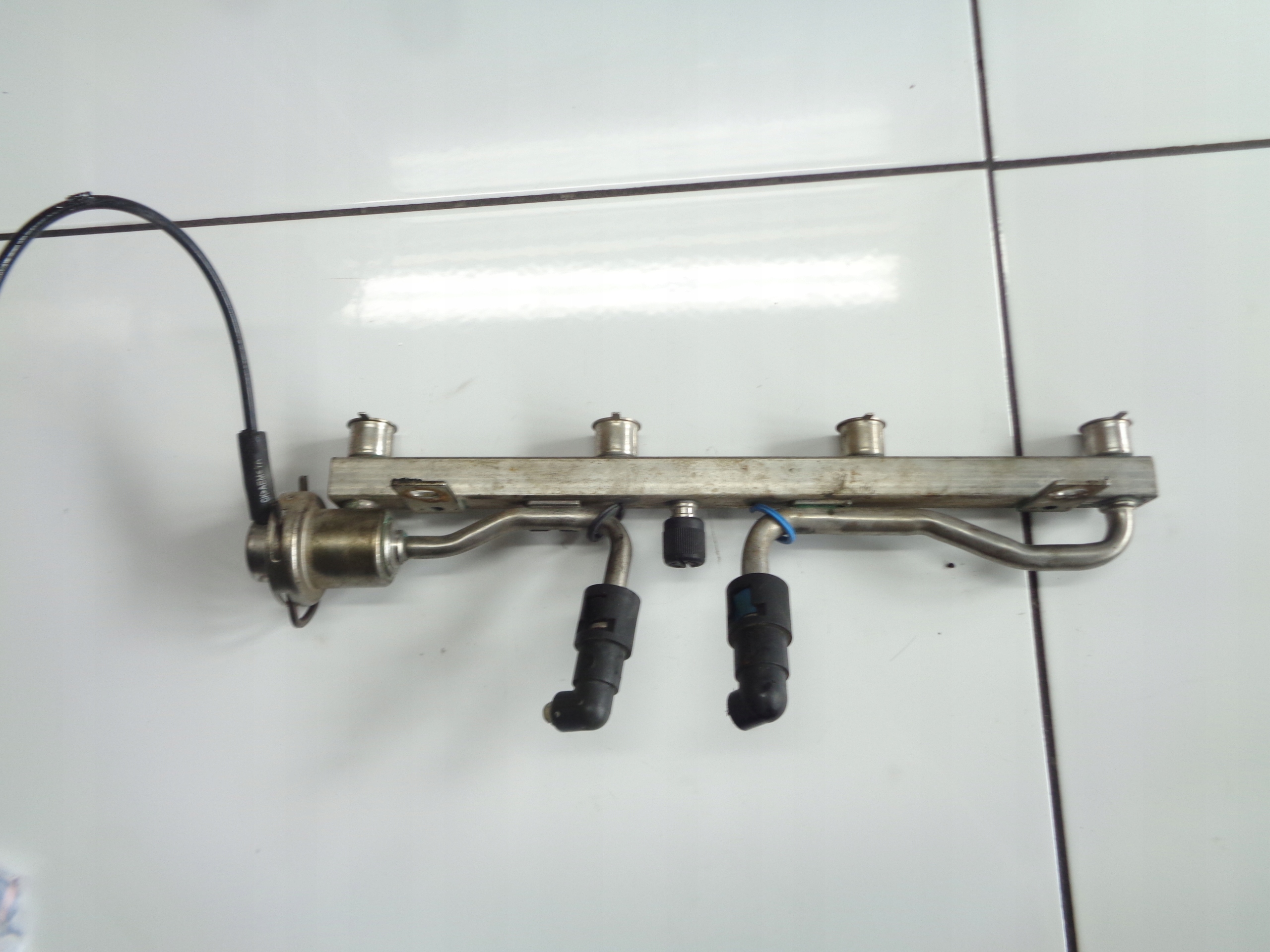 OPEL INSIGNIA A 1.6T Rampe injection 0280151220