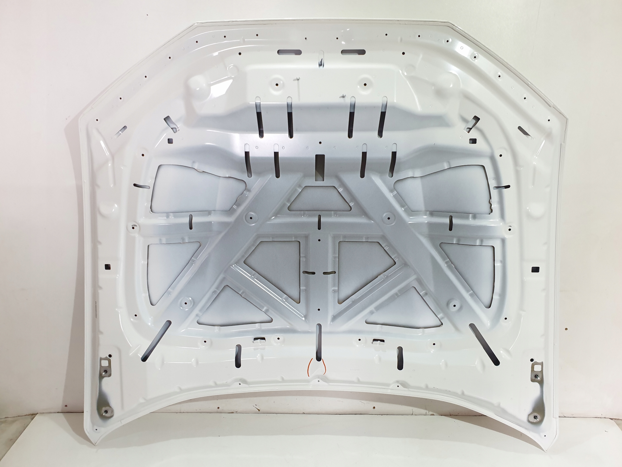 MASKA FORD MUSTANG MACH-E 21r 0305211 Producent części Ford OE