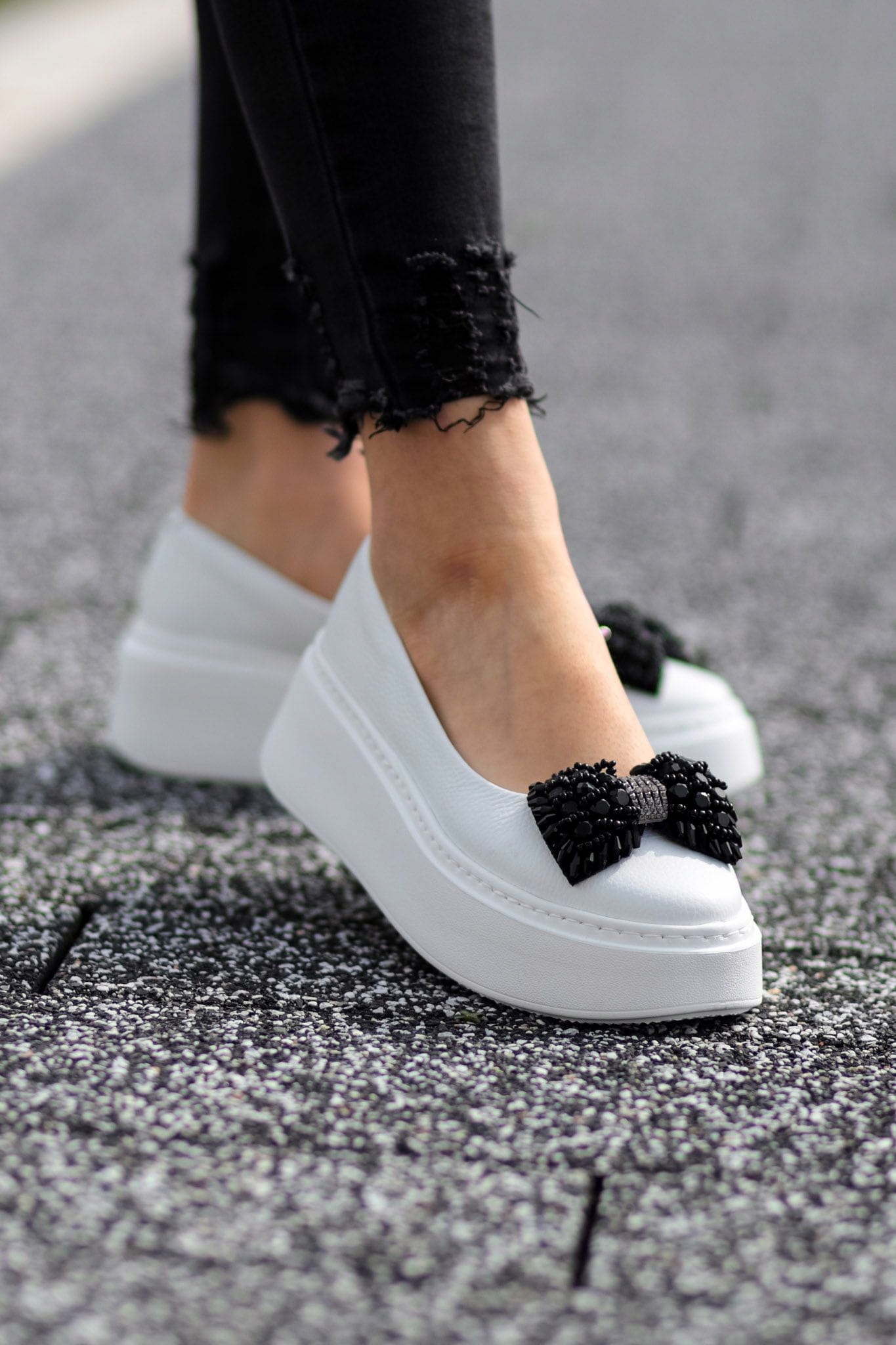 Baleriny damskie LURSO WSUWANE skóra naturalna 41 Rozmiar 41