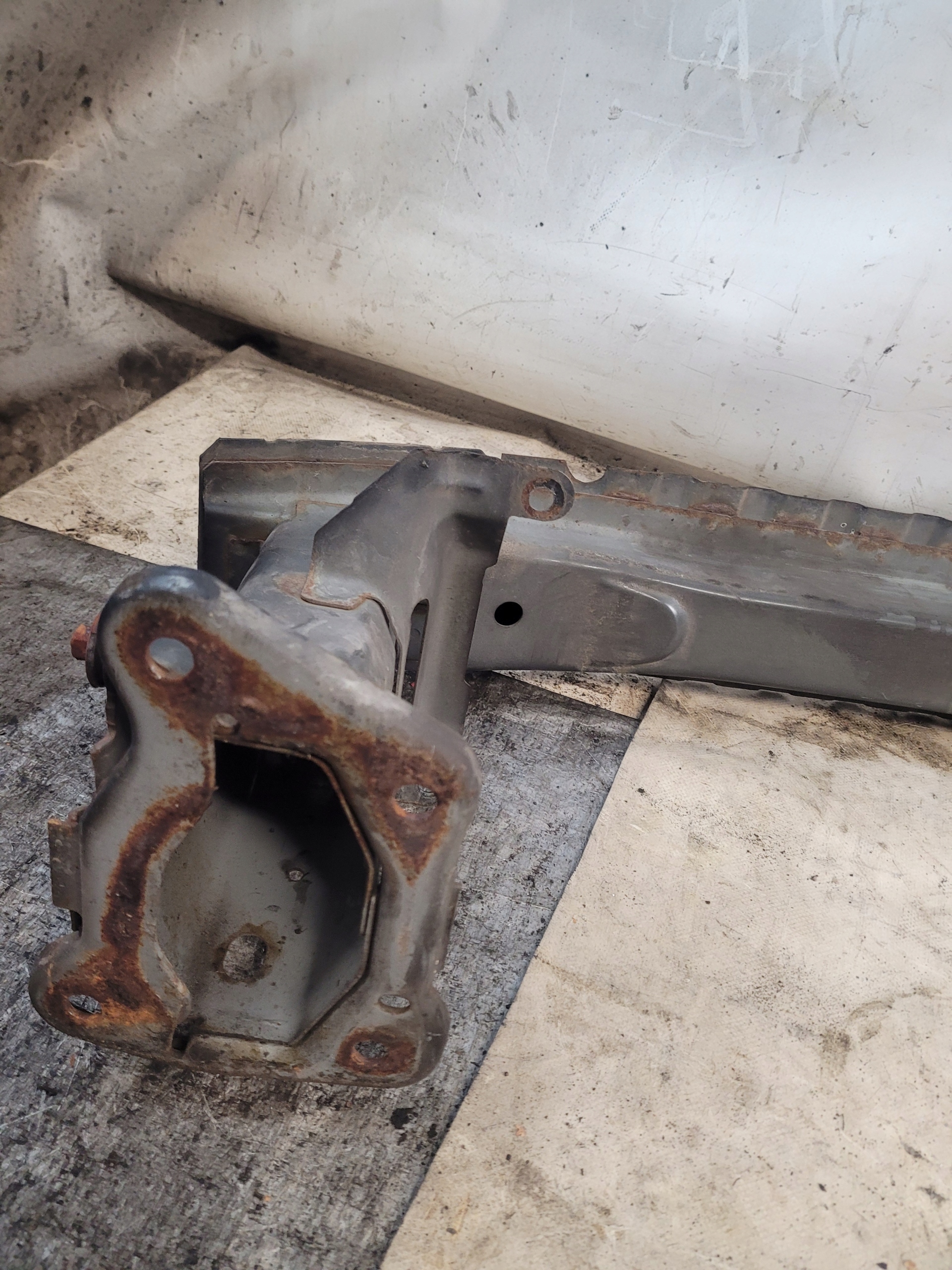 bumper support front front MAZDA 3 BK 04r.