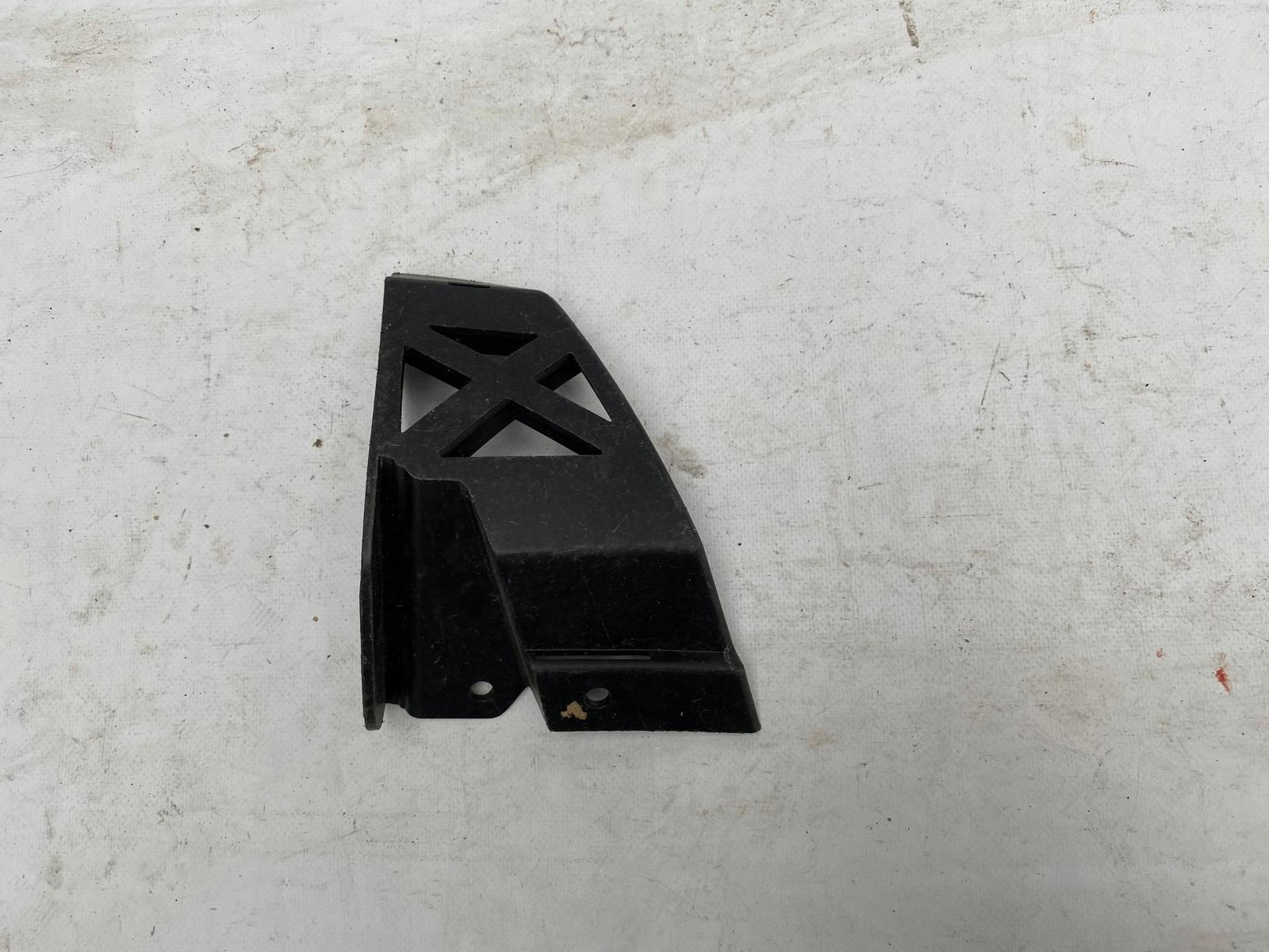 MERCEDES ML W166 bumper bracket left rear part