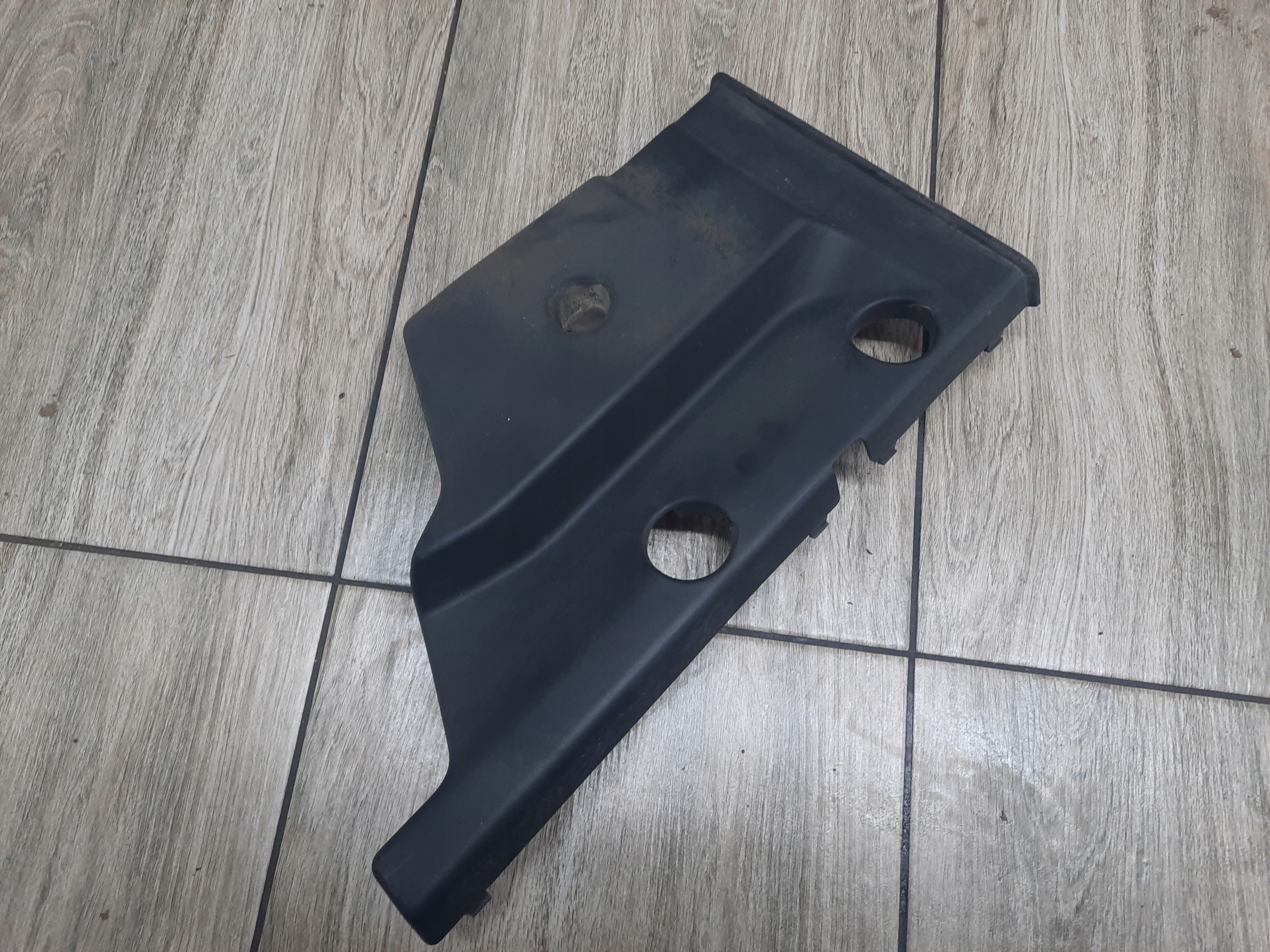 82396425 - ТОРЦЕВА КРИШКА ЛІВА КРИШКА ЛАМПИ ОРИГІНАЛ RENAULT GAMA T