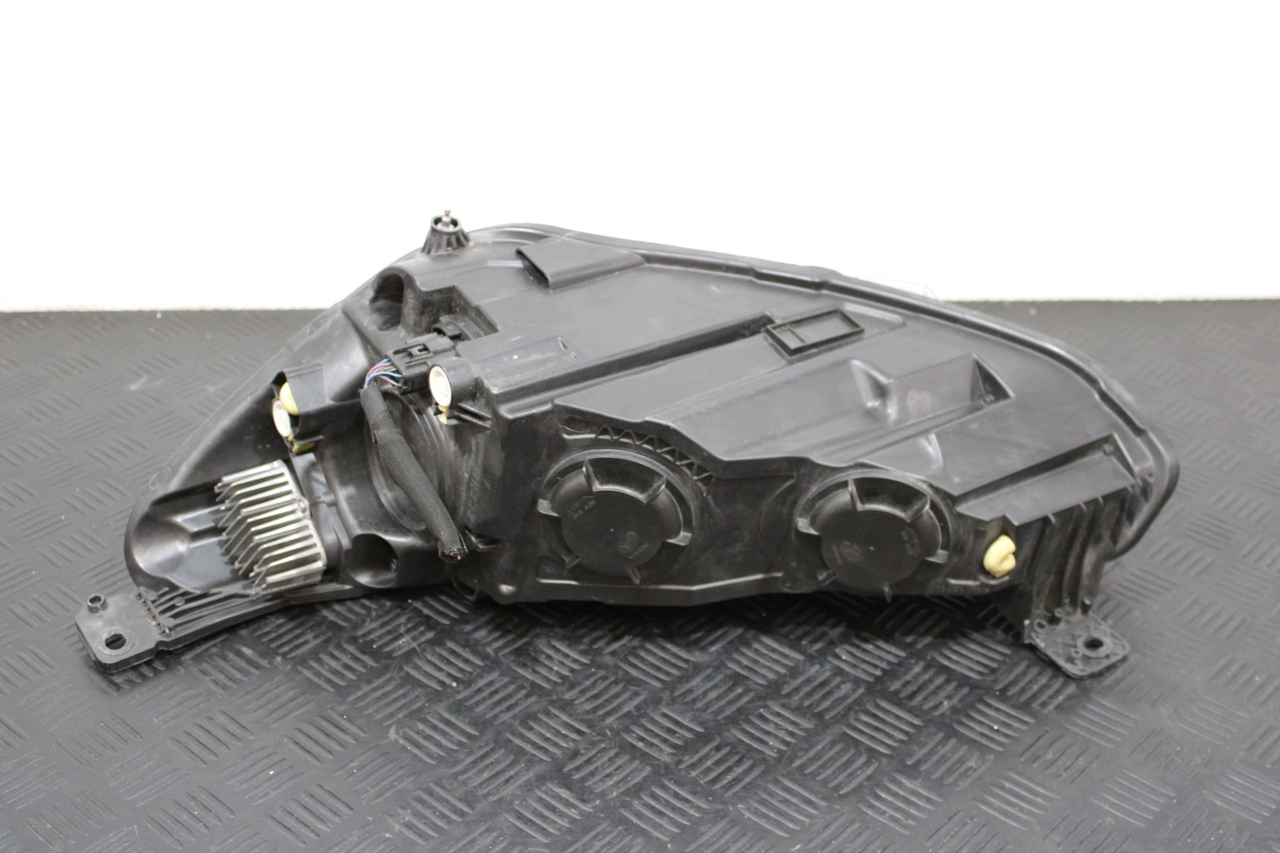 light right front MX7B-12E014-CC FORD FOCUS MK4 KOMBI ST-LINE