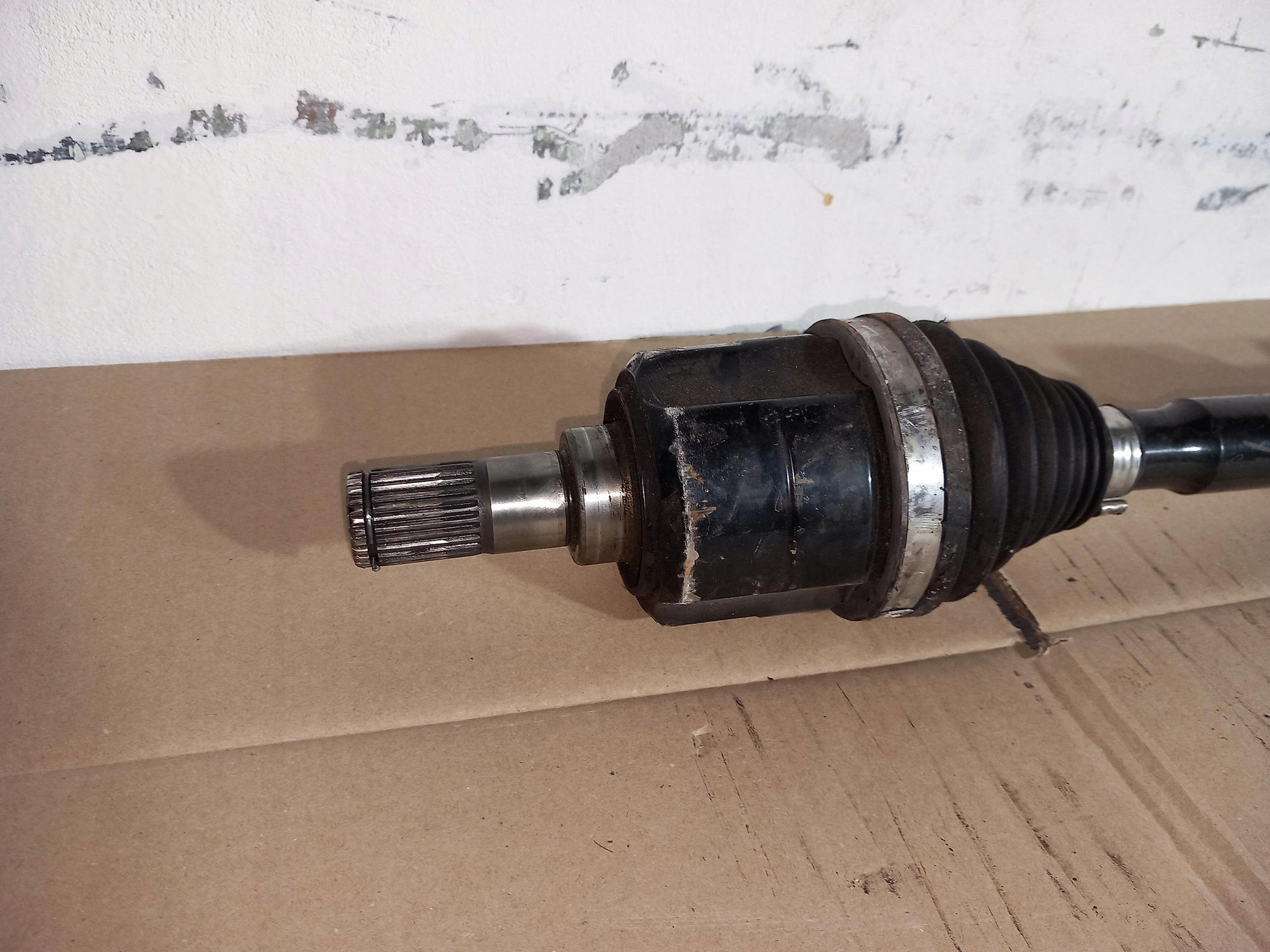 semi-axis long right front HYUNDAI I40 1.7 CRDi 2Y930R MANUAL