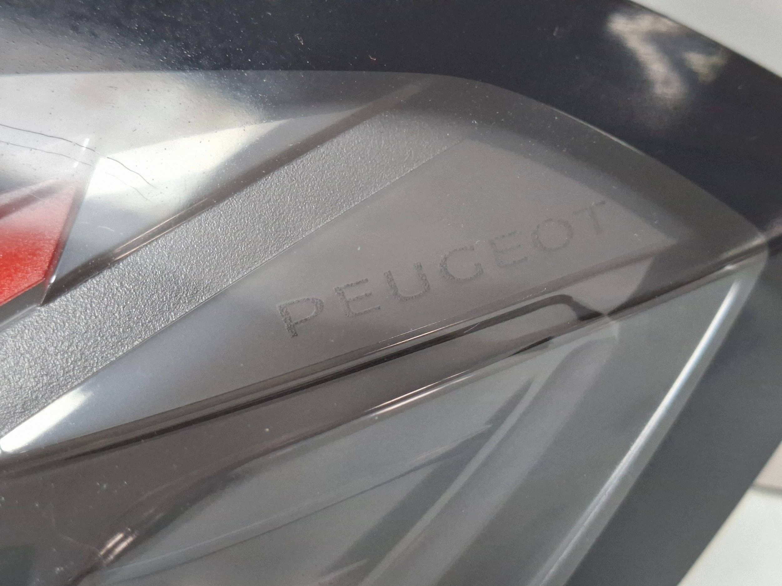 light rear right 9823216680 PEUGEOT 208 II 2019