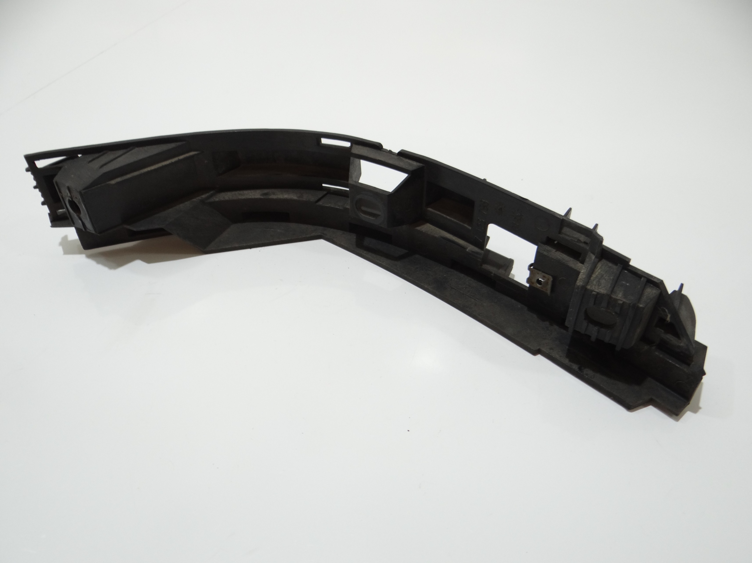 bumper bracket right rear part BMW E65 LCI 7123798