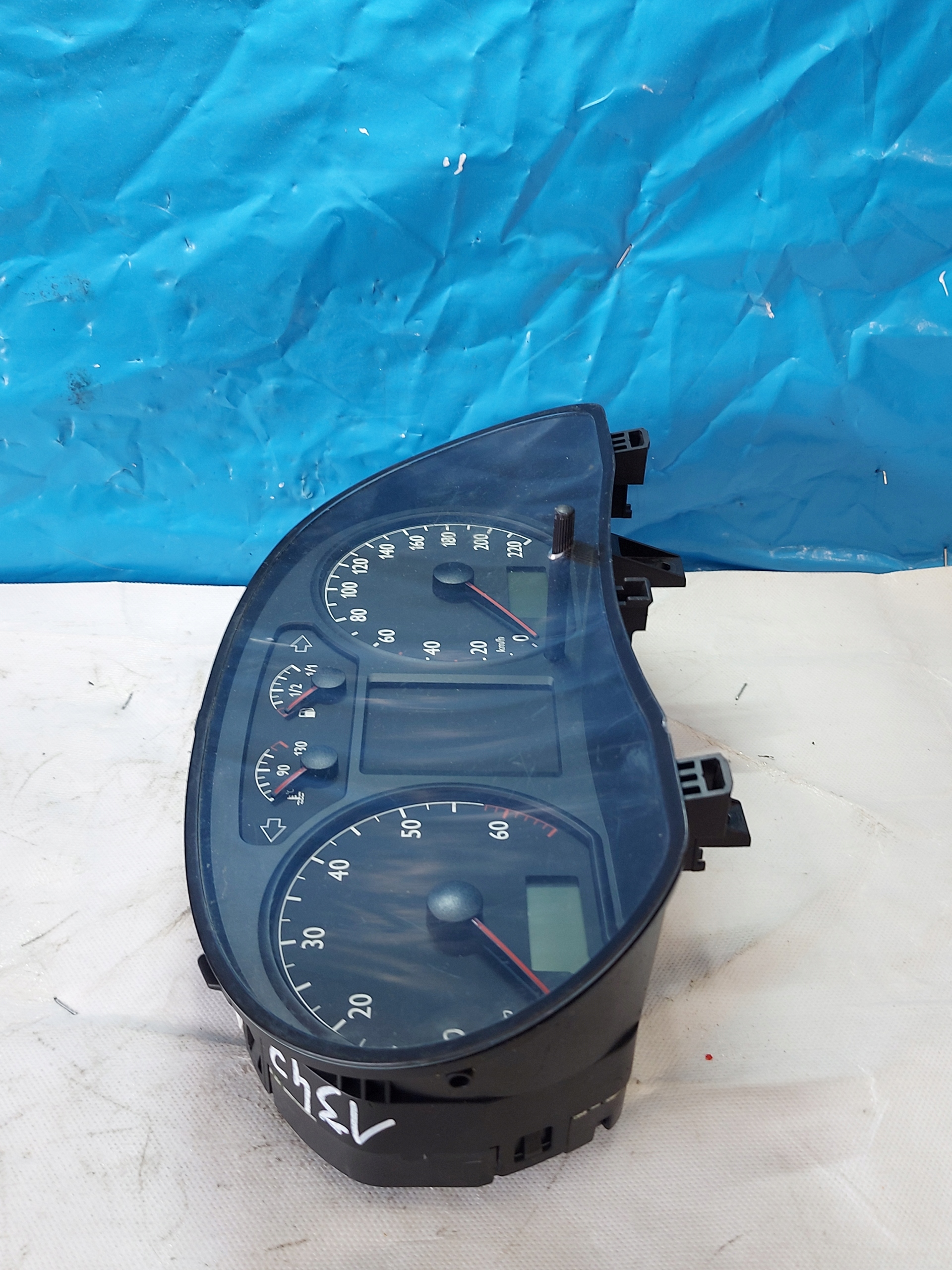 dials clock VW POLO 9N 1.2 B 6Q0920820NX