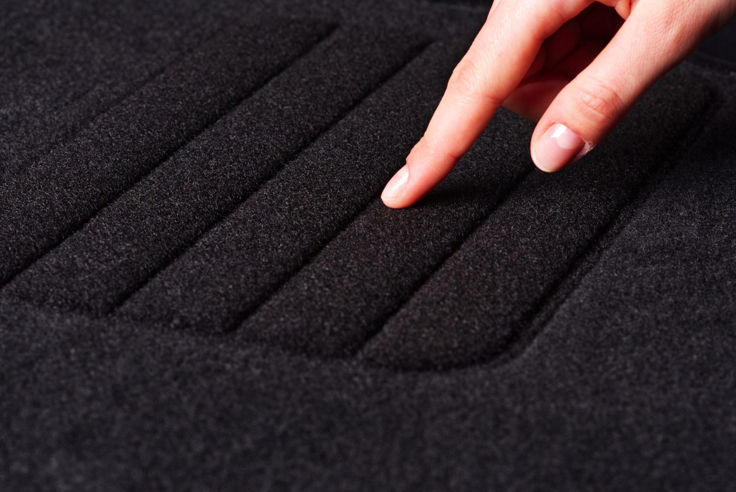 Wycieraczki CARBON czerwona nitka PERFORMANCE Waga produktu z opakowaniem jednostkowym 2.5 kg