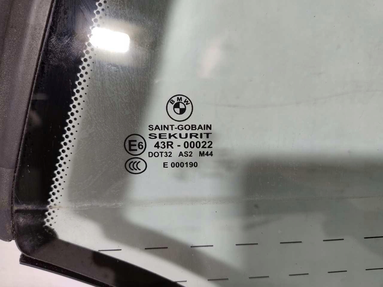 SZYBA LEWY TYŁ BMW E93 Producent części BMW OE