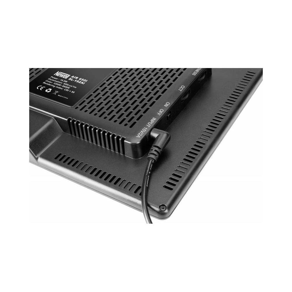 Lampa LED Newell Air 650i + zasilacz Moc żarówki/świetlówki 19.5 W