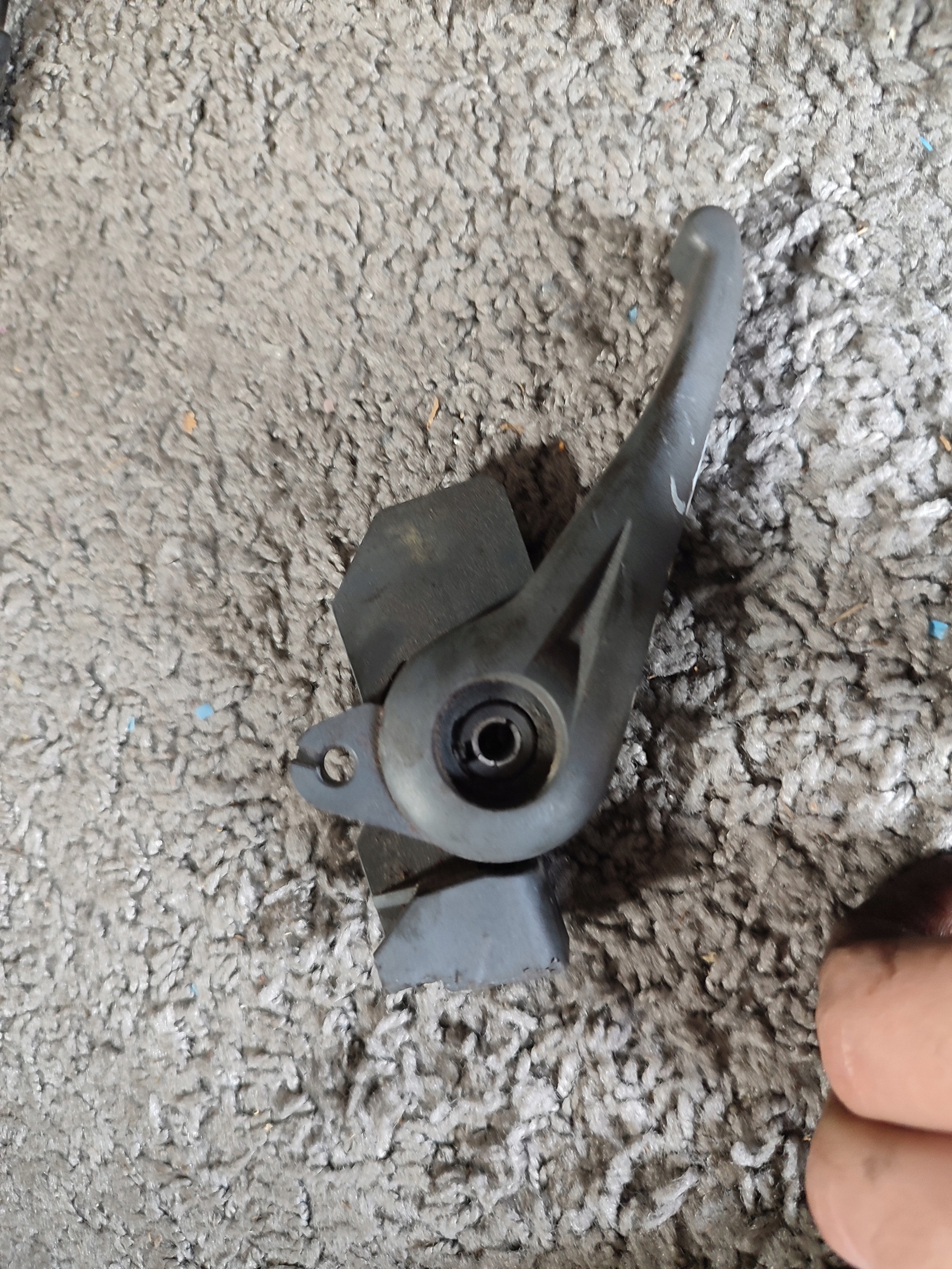 MITSUBISHI COLT lever handle door