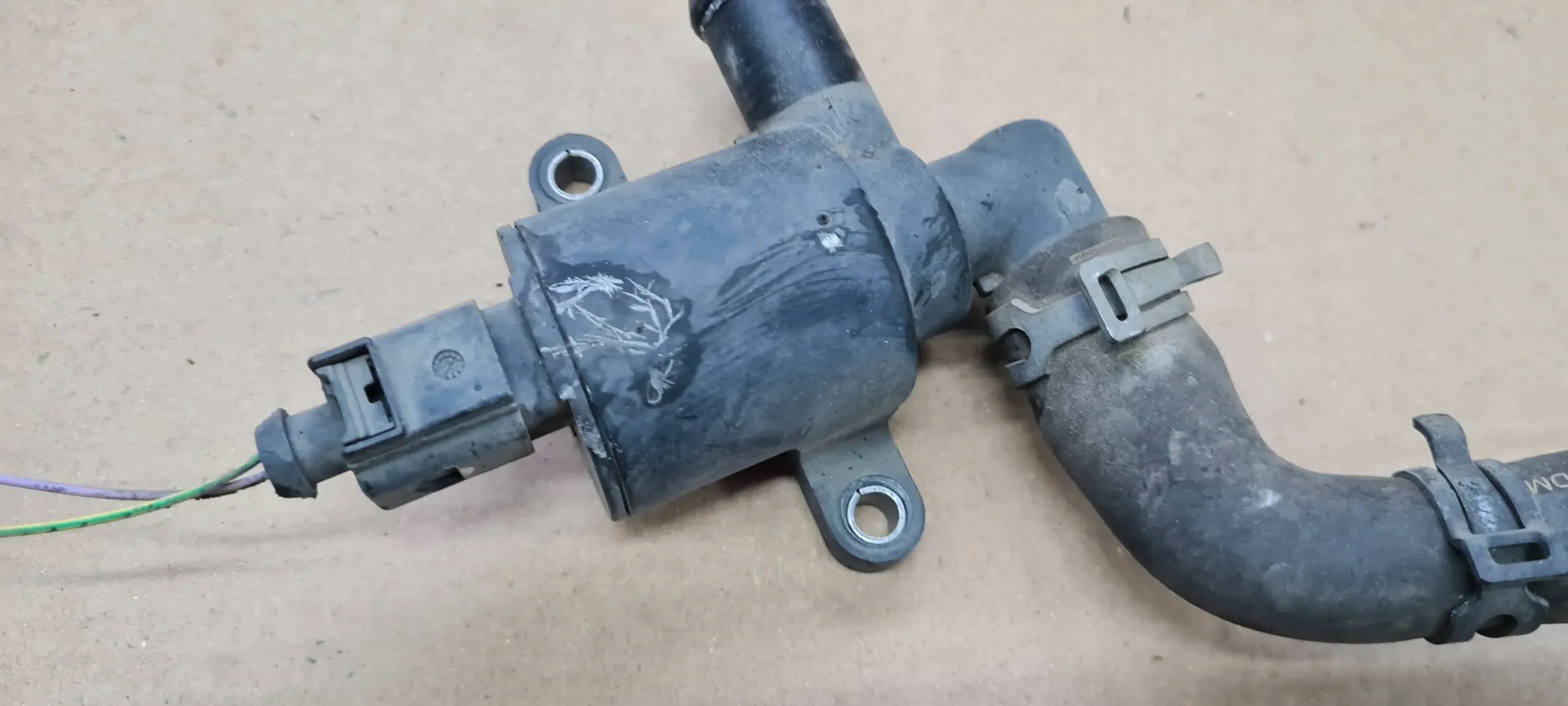A6 C7 4G LIFT ELEKTROVENTIL PUMPA VODE 4H0121671D S7 4G A6 A3 Q5
